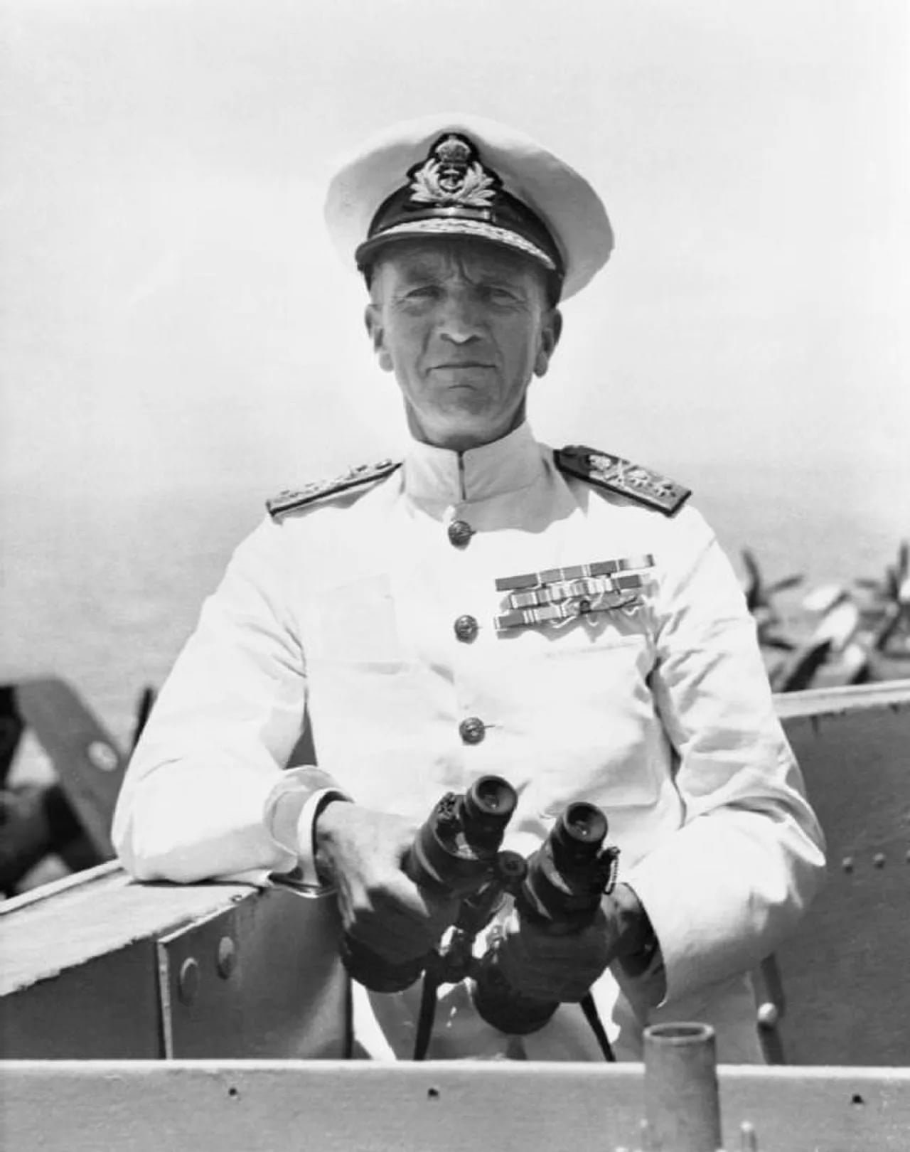 Porträt von William Tennant (1890–1963) – Gedenkseite