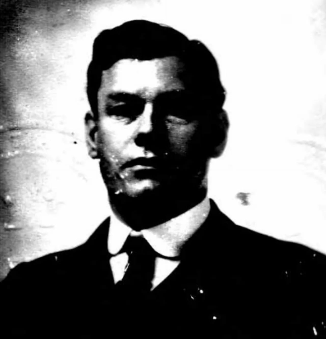 Portrait of William V. B. Van Dyck (1875–1981) – memorial page