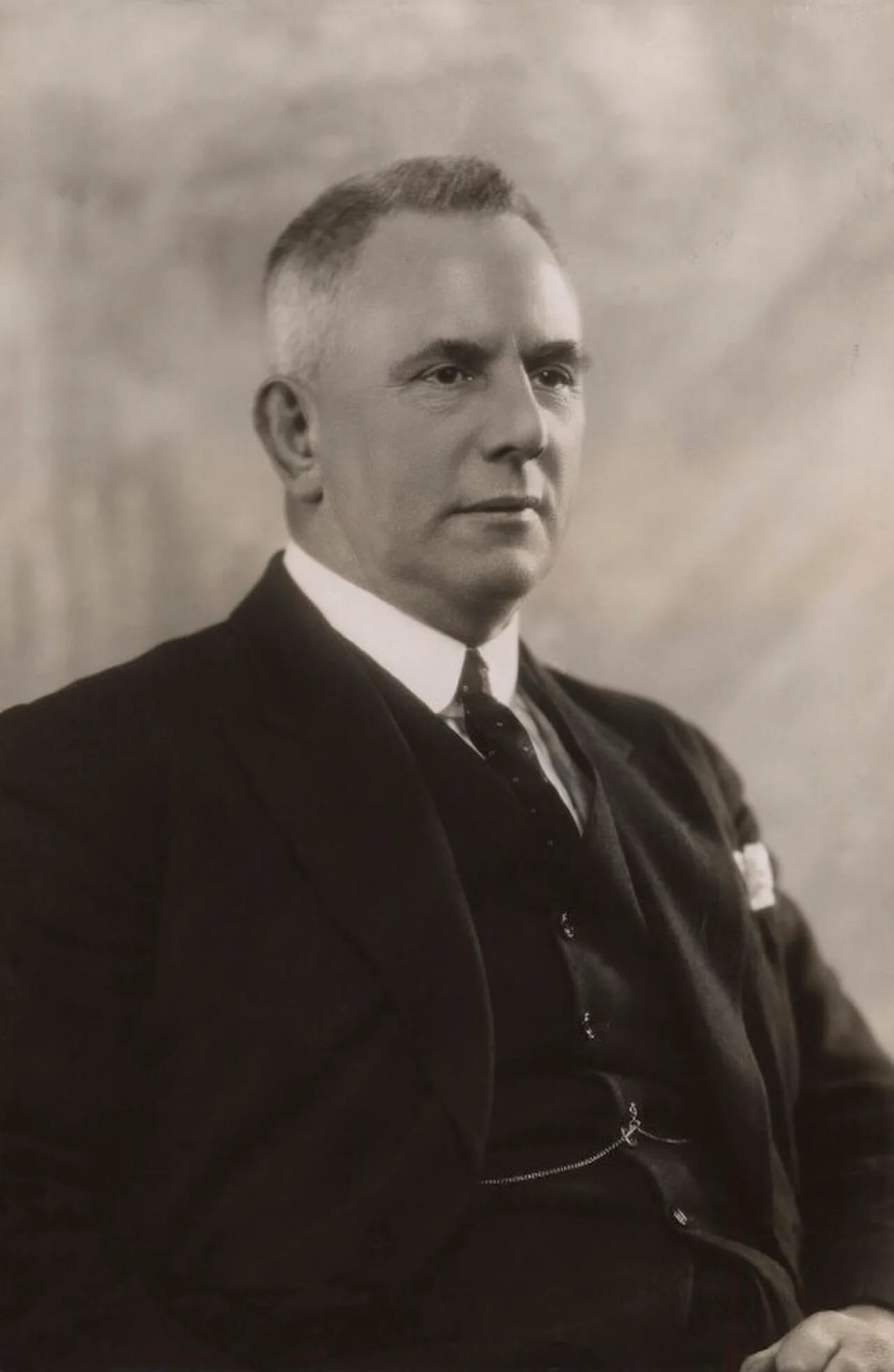 Portrait of William Wiggins (1870–1950) – memorial page