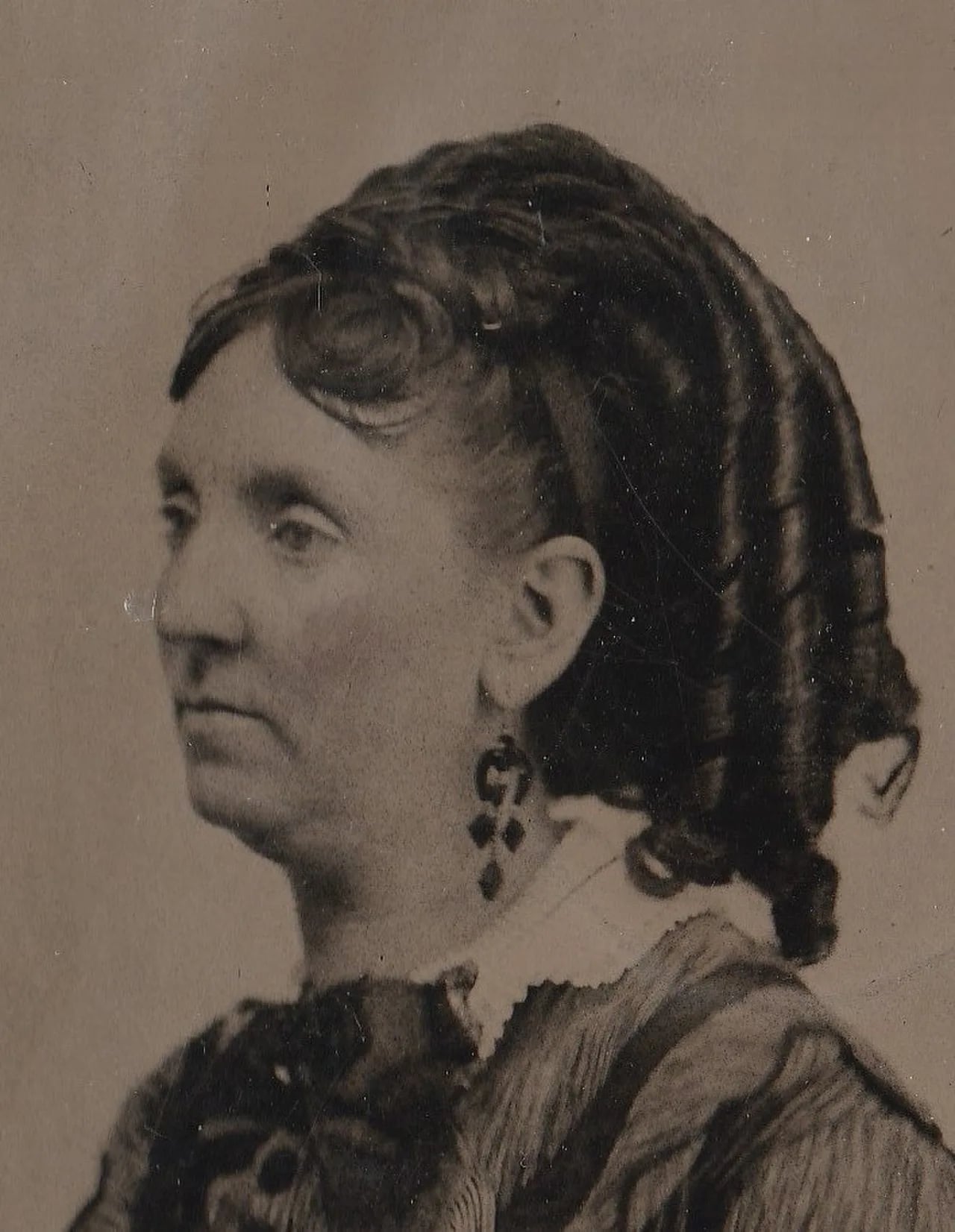 Portrait of Zerelda James (1825–1911) – memorial page