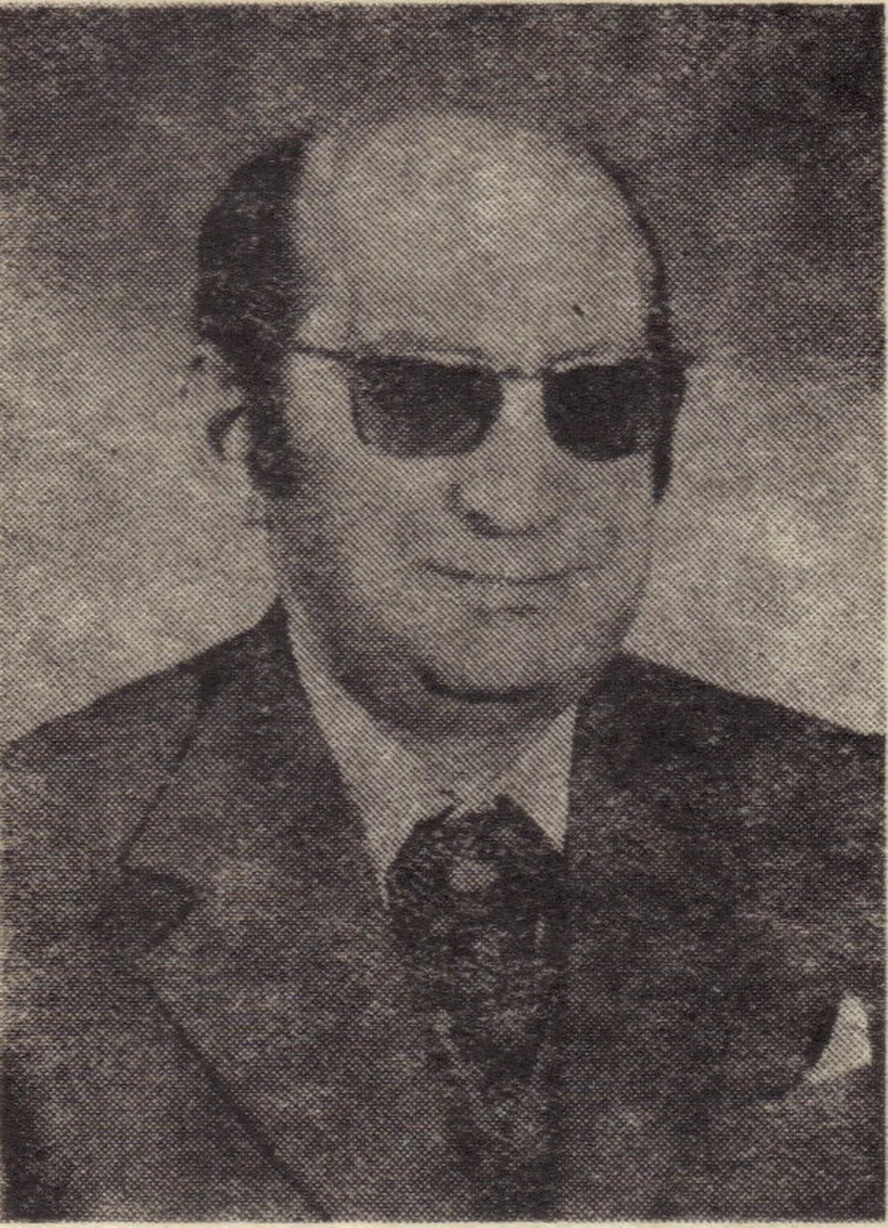 Portrait of Zigu Ornea (1930–2001) – memorial page