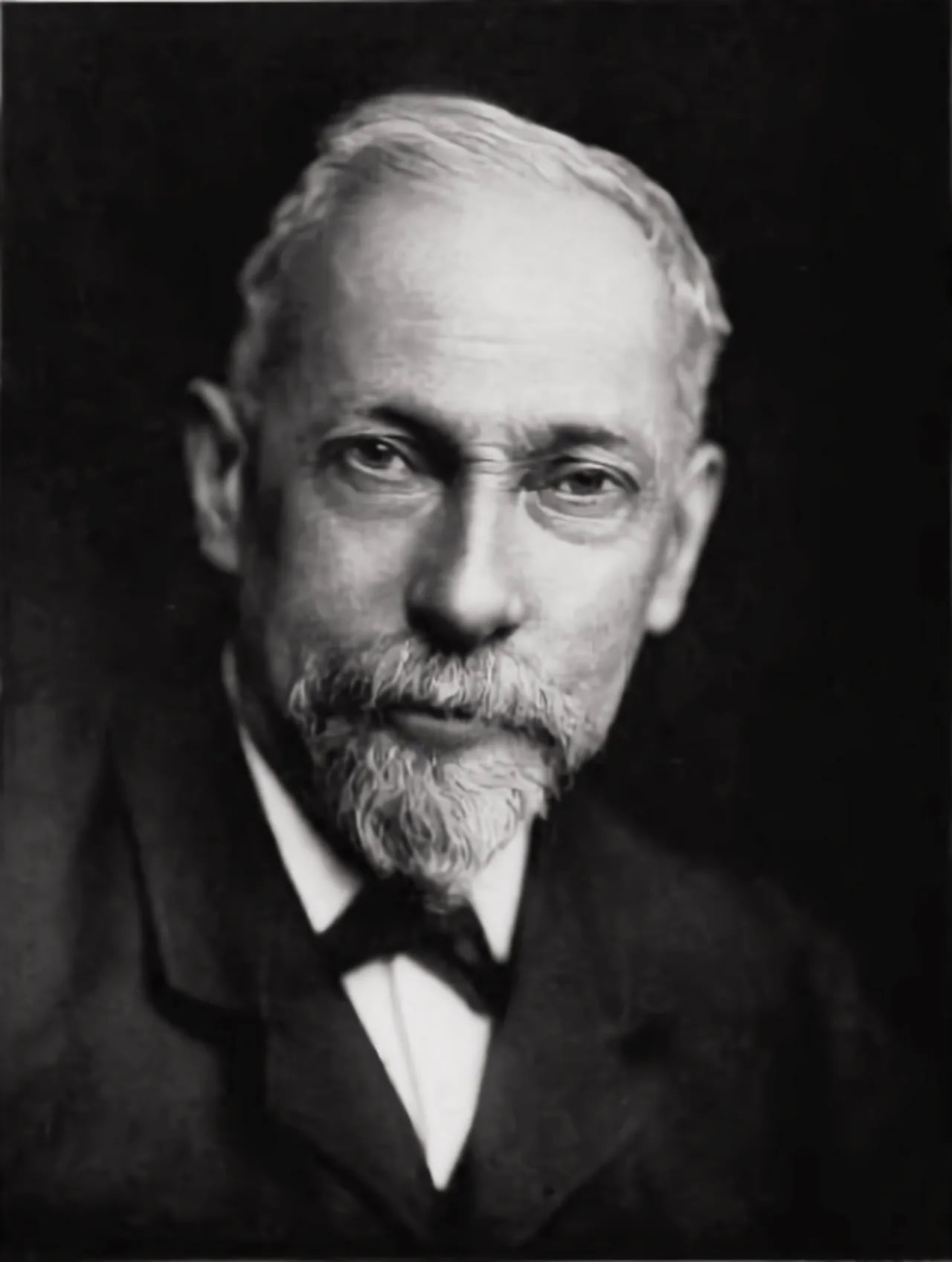 Portrait of Barclay Vincent Head (1844–1914) – memorial page