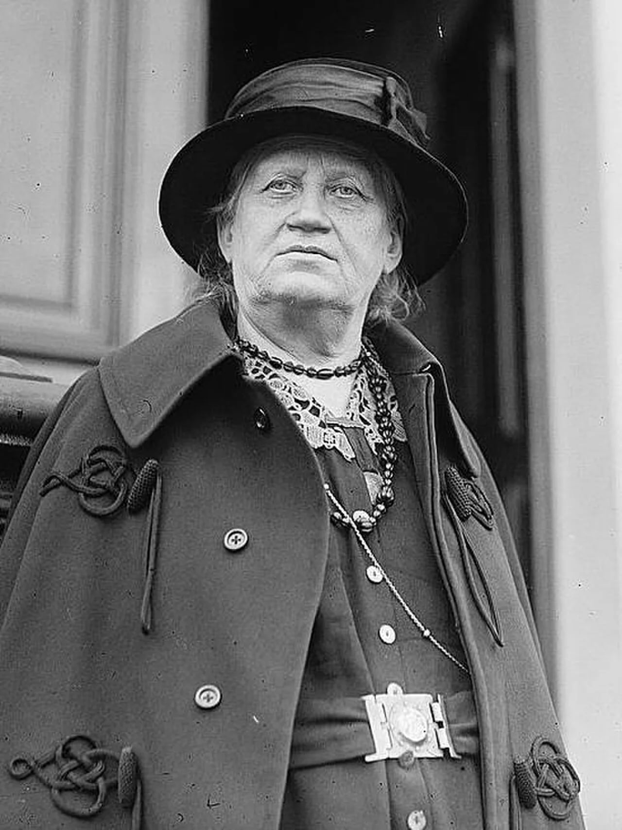 Porträt von Carrie Harrison (1856–1944) – Gedenkseite