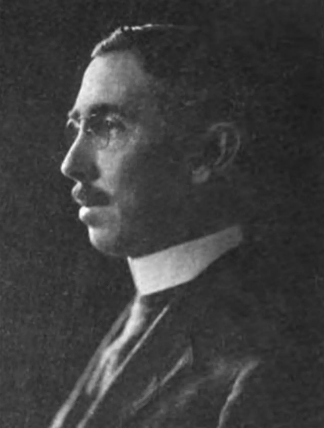 Porträt von Arthur C. Thomson (1871–1946) – Gedenkseite