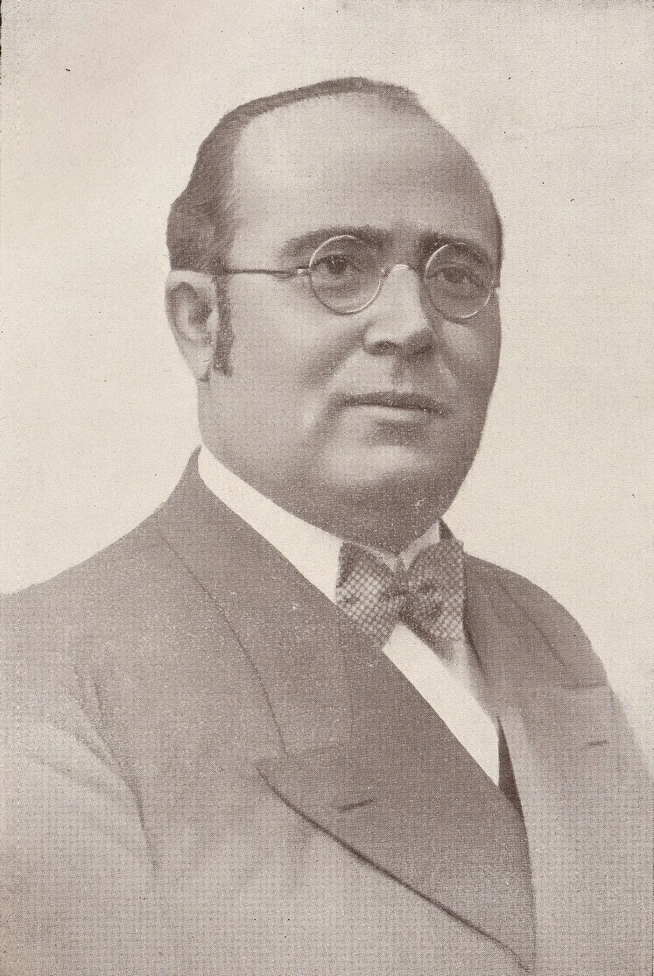 Porträt von Luis Carpio Moraga (1884–1937) – Gedenkseite