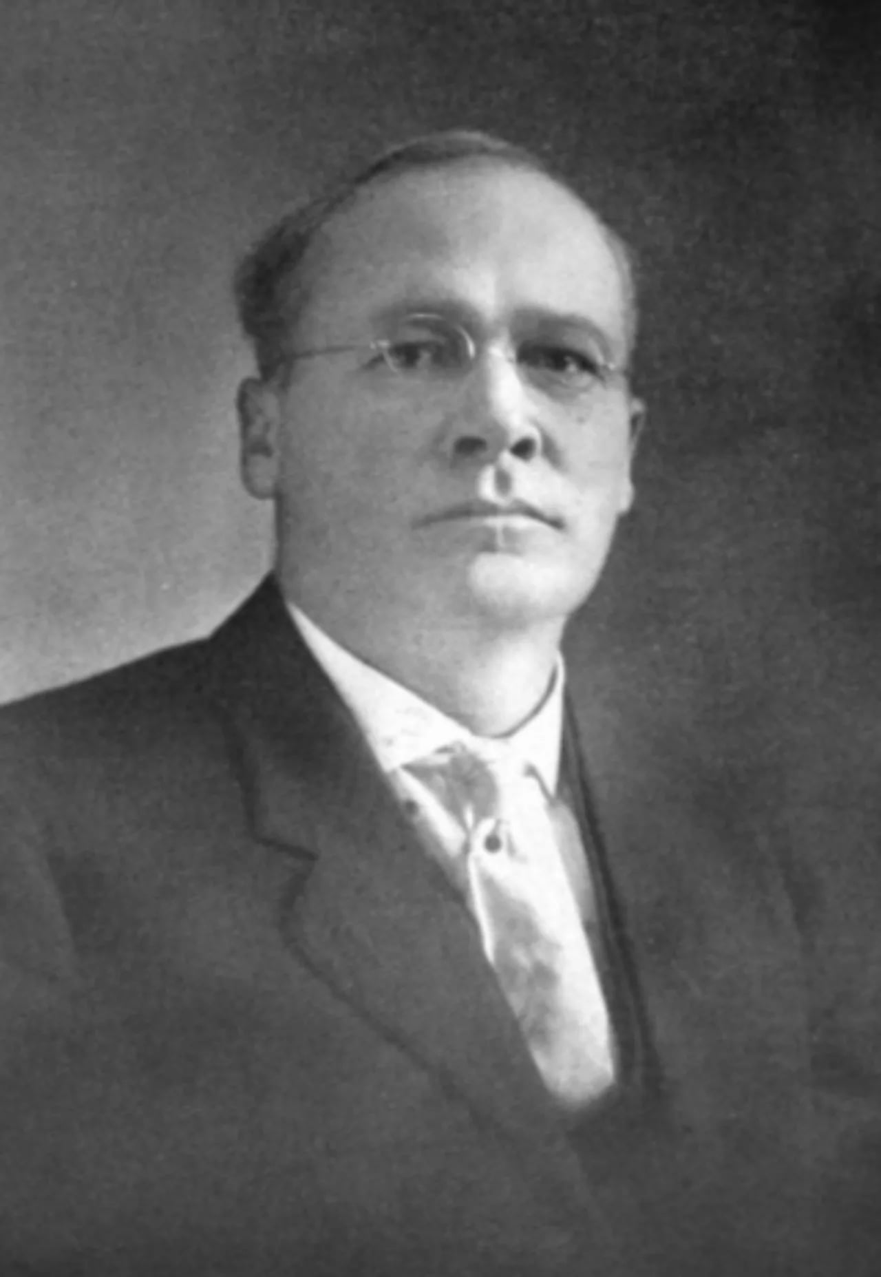 Portrait of James R. Carpenter (1867–1943) – memorial page