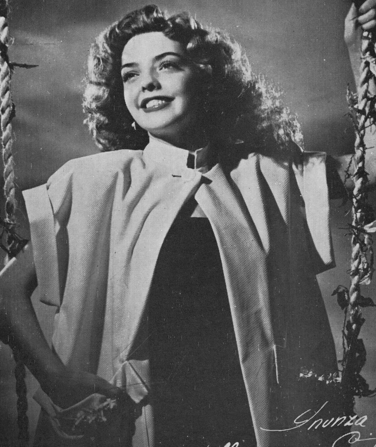 Portrait of Anabel Gutiérrez (1931–2022) – memorial page