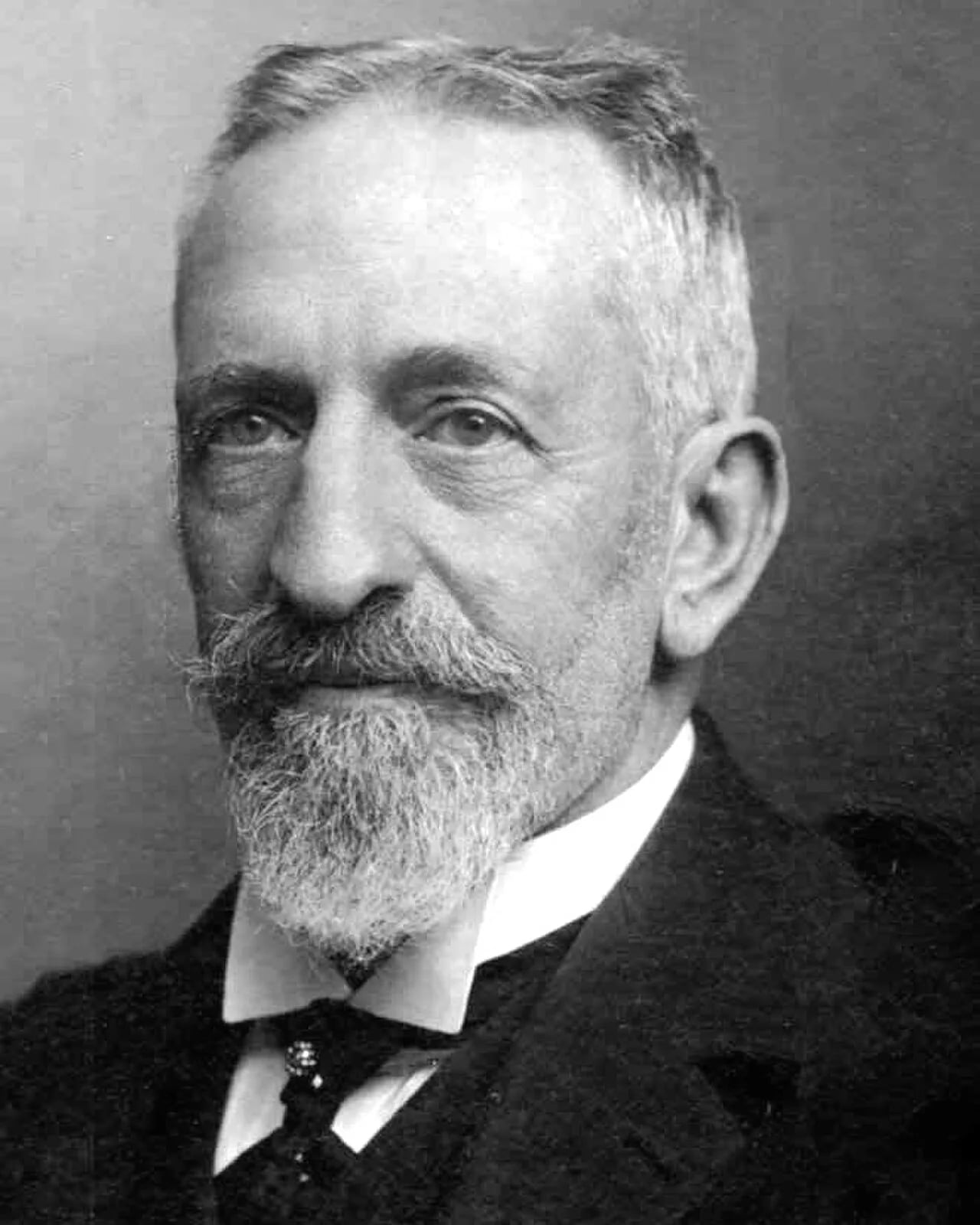 Portrait of Andrés Martínez Salazar (1846–1923) – memorial page