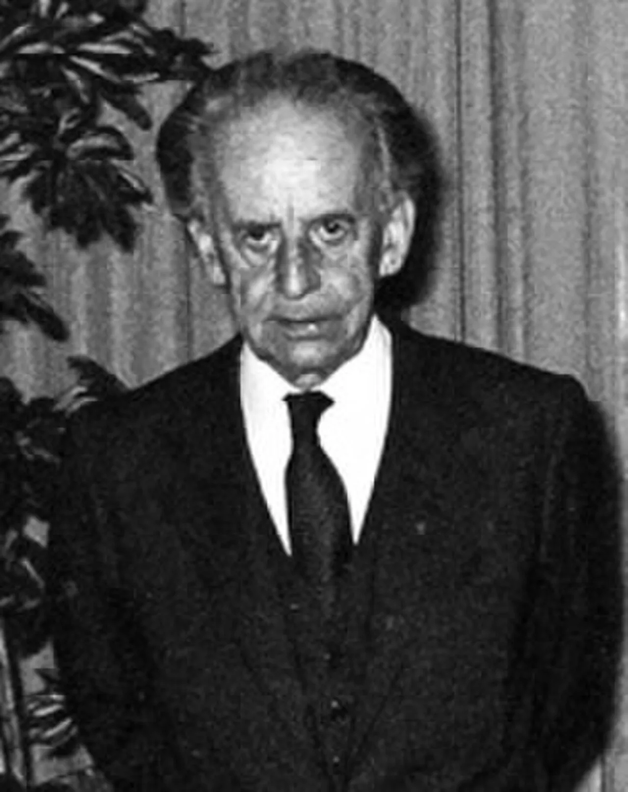 Porträt von Antonio Hernández Gil (1915–1994) – Gedenkseite