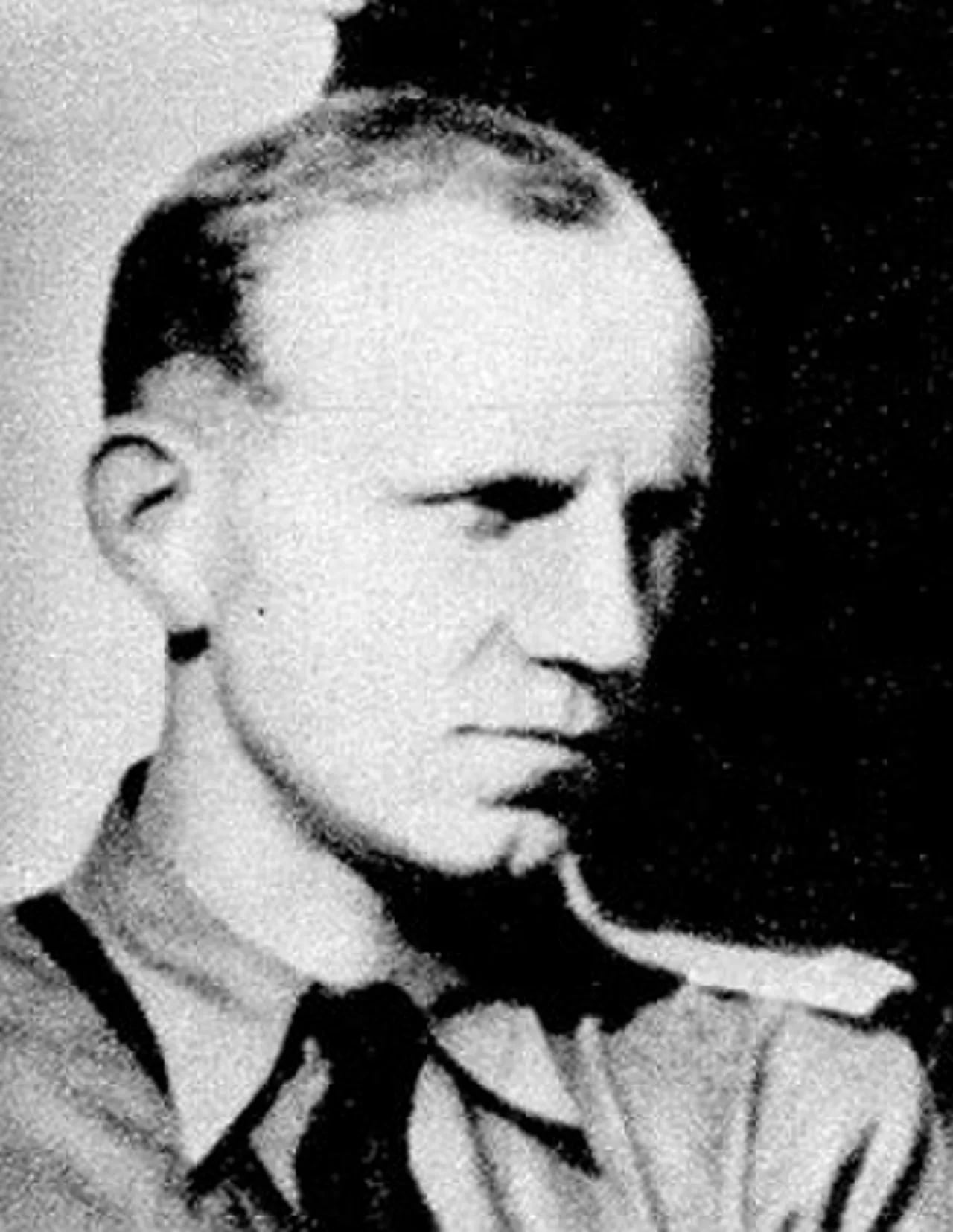 Portrait of Florian Marciniak (1915–1944) – memorial page