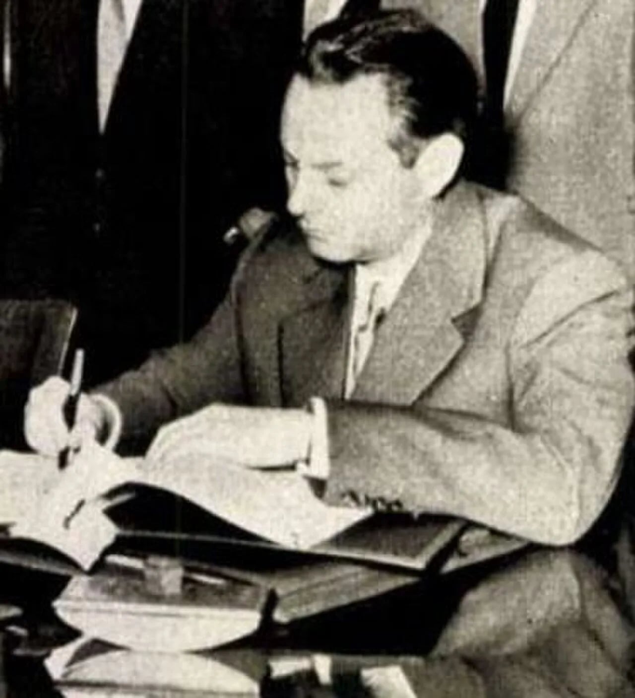 Portrait of Gheorghe Gaston-Marin (1918–2010) – memorial page