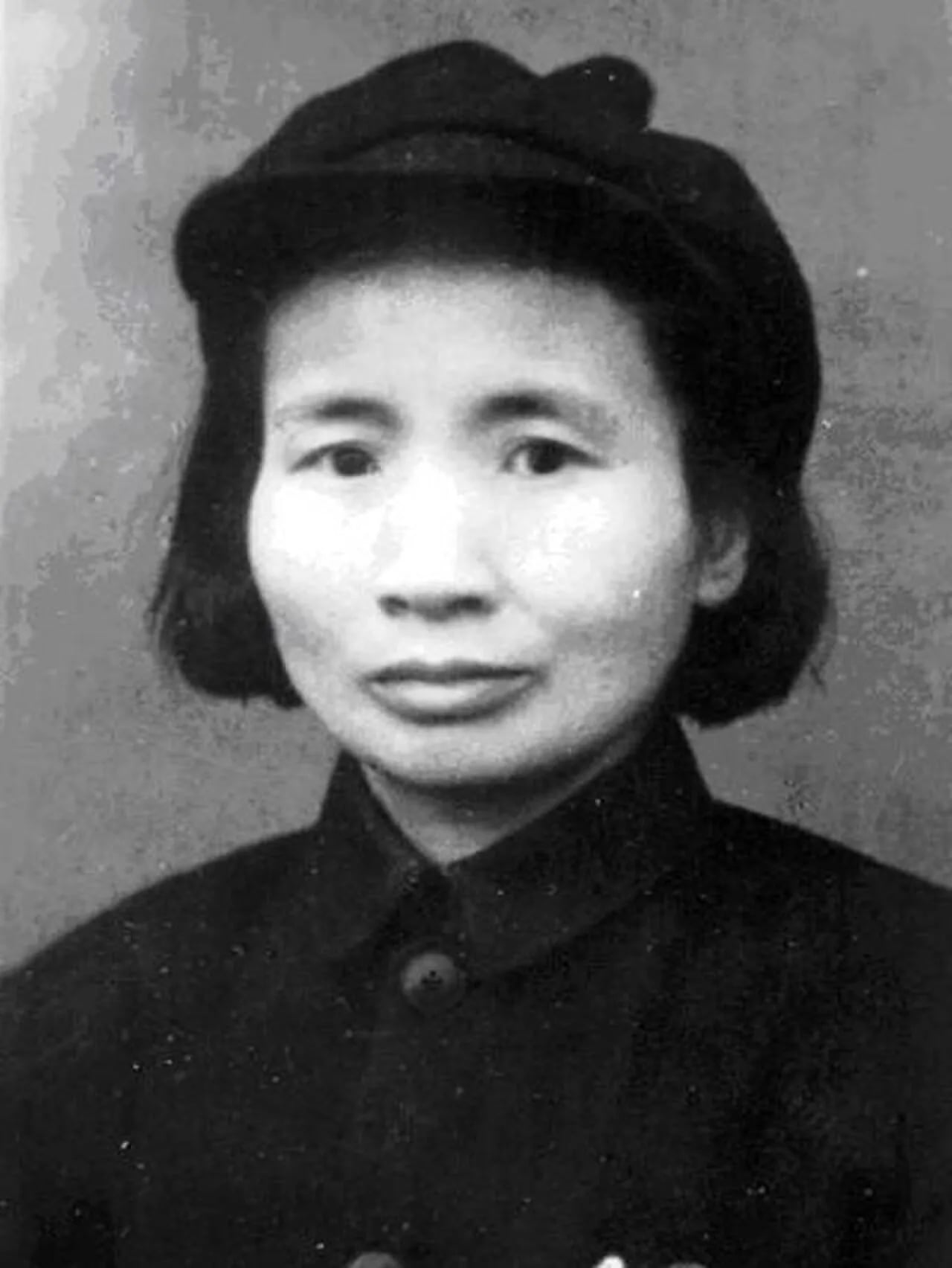 Porträt von Qian Ying (1903–1973) – Gedenkseite