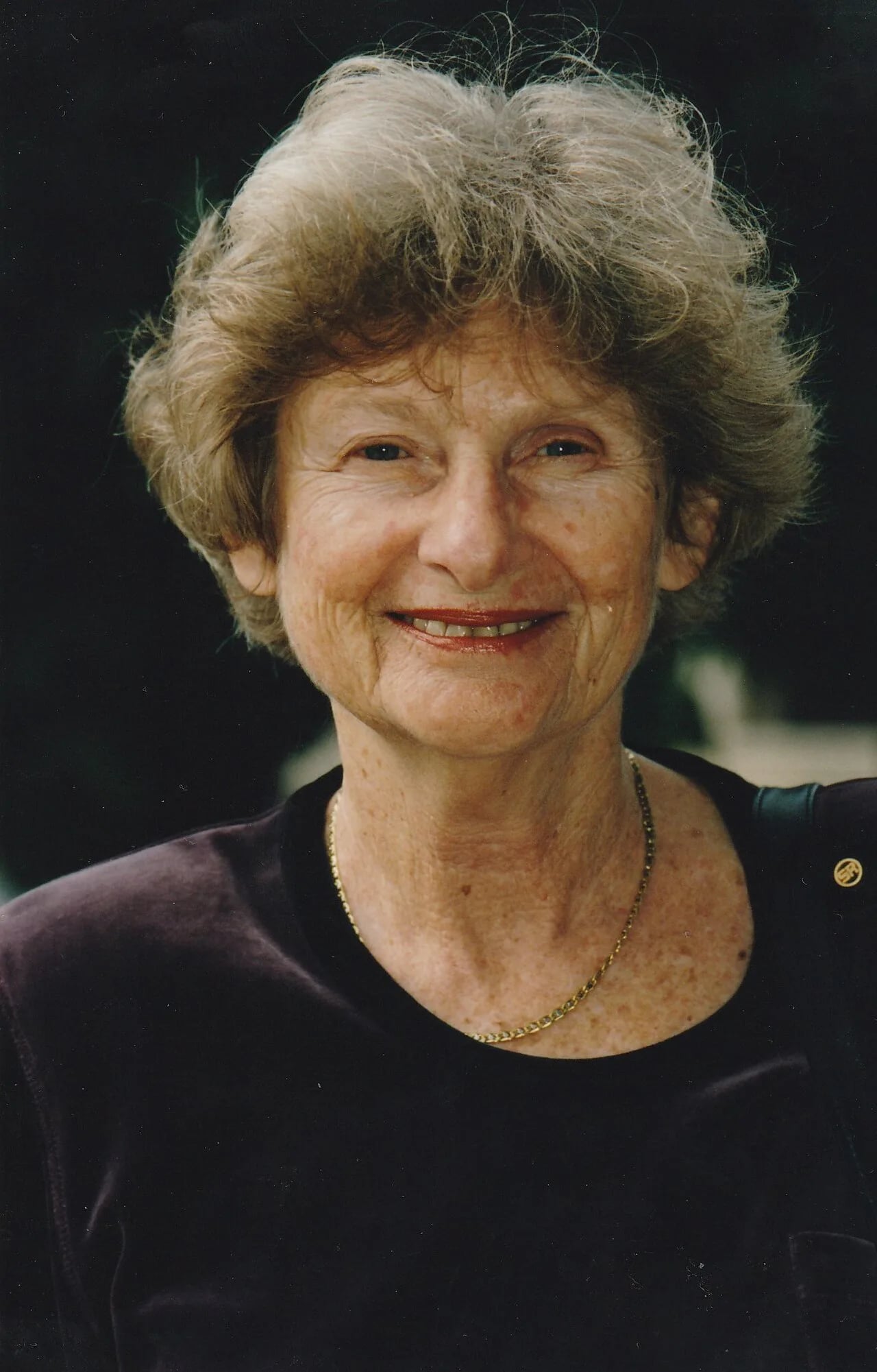 Portrait of Bertha Becker (1930–2013) – memorial page