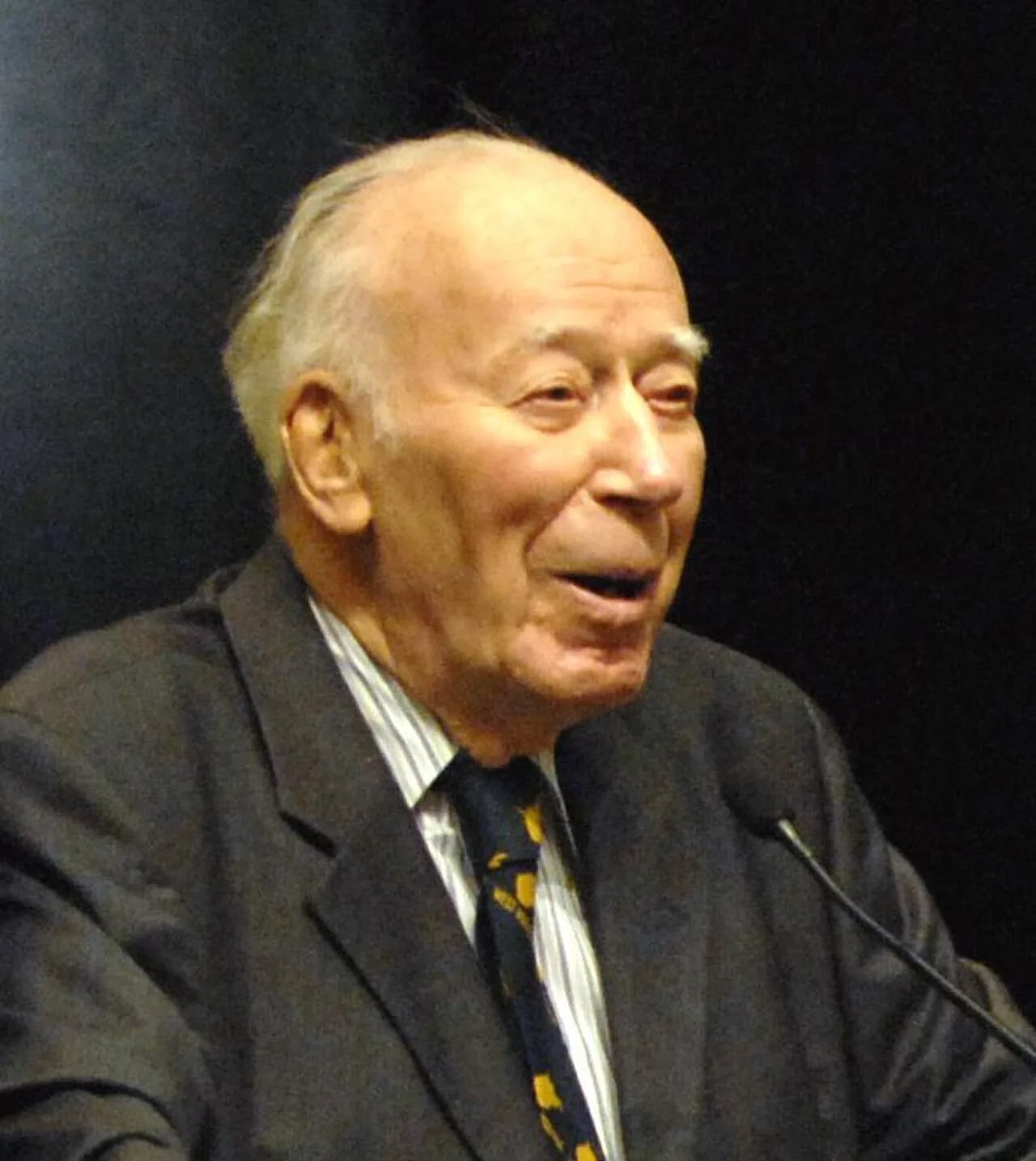 Porträt von Ken Hechler (1914–2016) – Gedenkseite