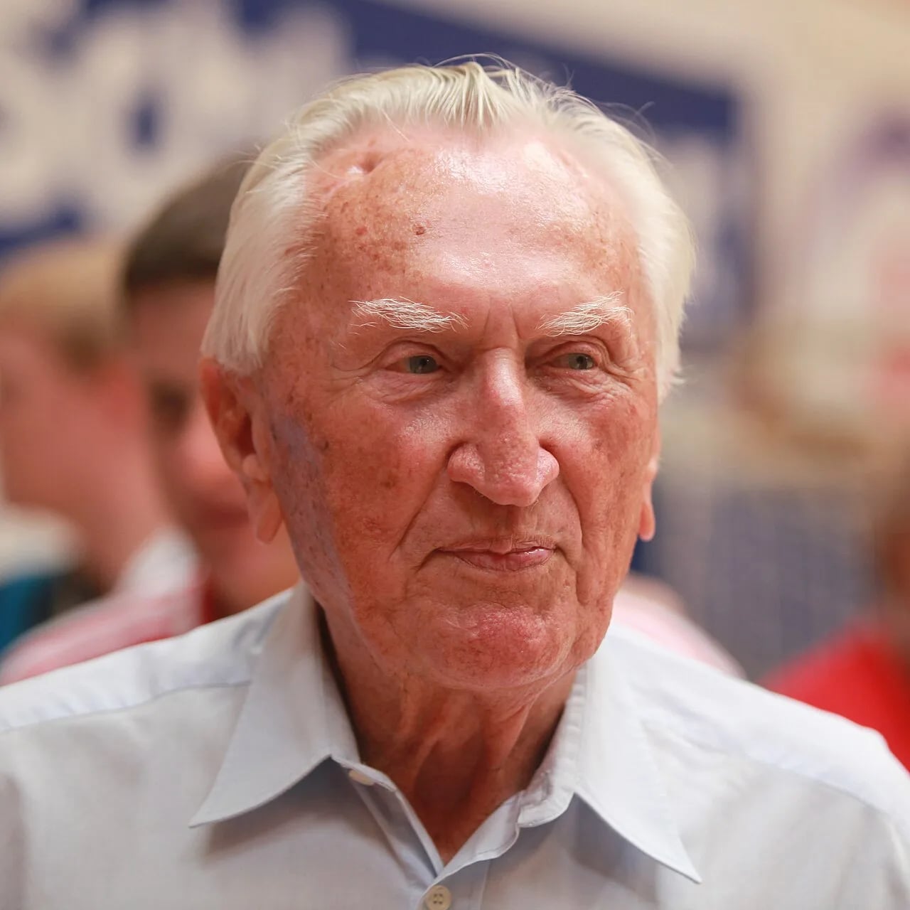 Portrait of Bernhard Kempa (1920–2017) – memorial page