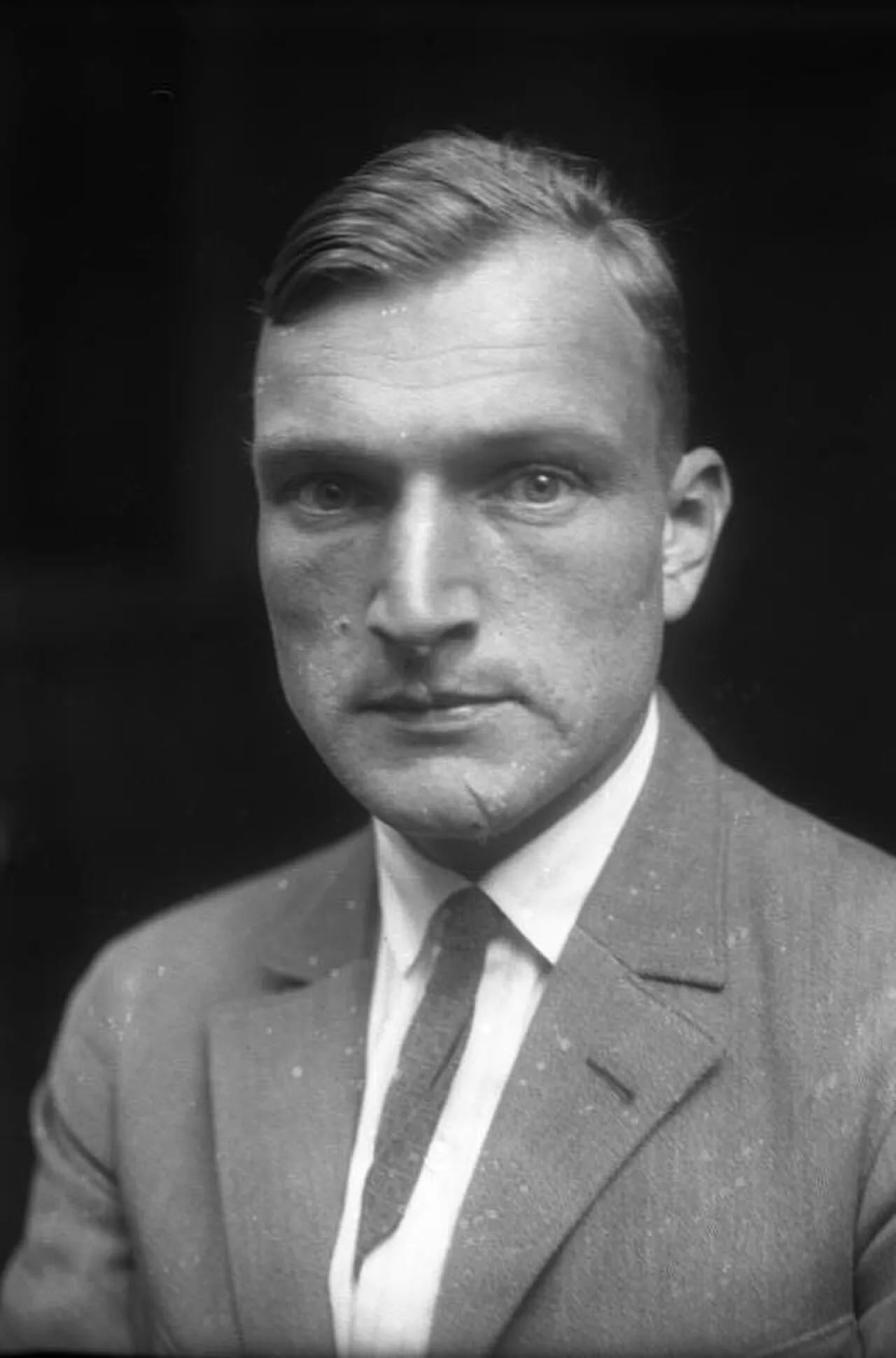 Porträt von Bernhard zu Solms-Laubach (1900–1938) – Gedenkseite