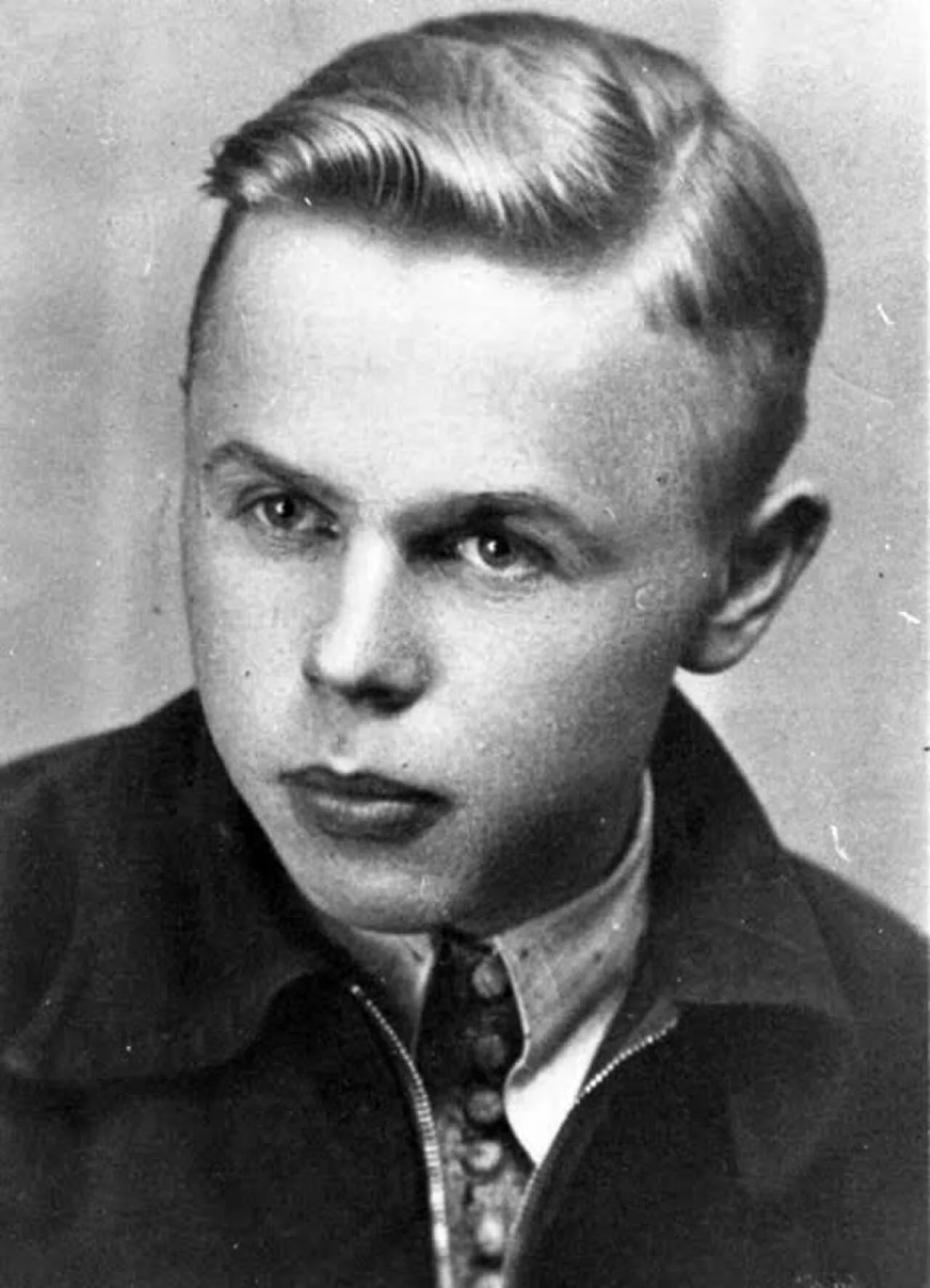 Portrait of Józef Szczepański (1922–1944) – memorial page