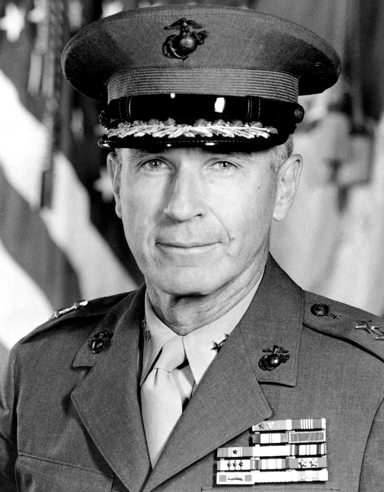 Porträt von James J. McMonagle (1932–2024) – Gedenkseite