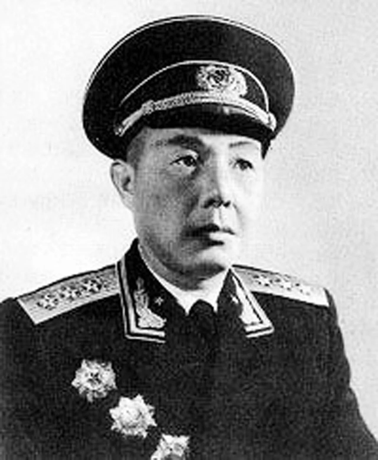 Portrait of Su Zhenhua (1912–1979) – memorial page