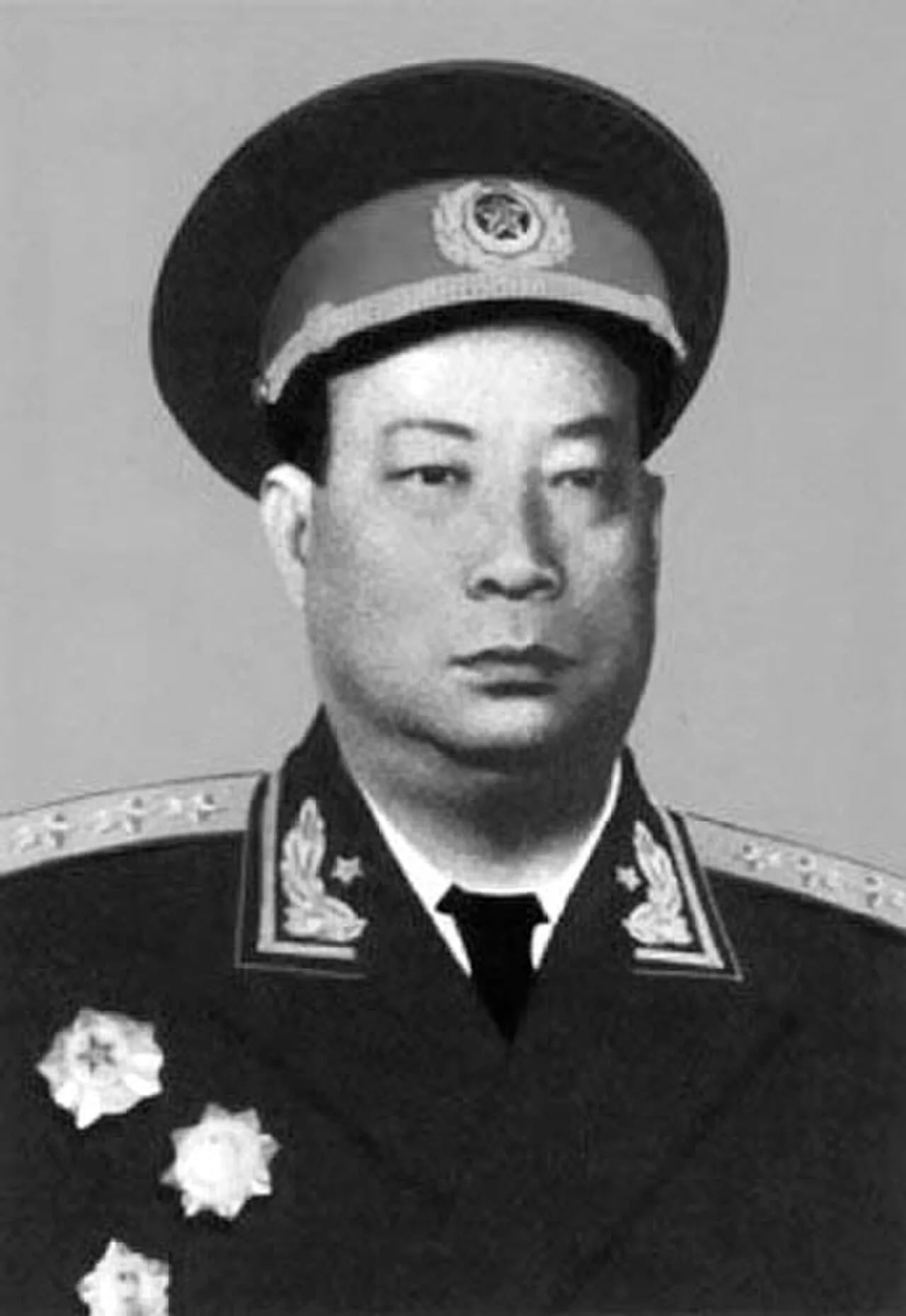 Porträt von He Bingyan (1913–1960) – Gedenkseite