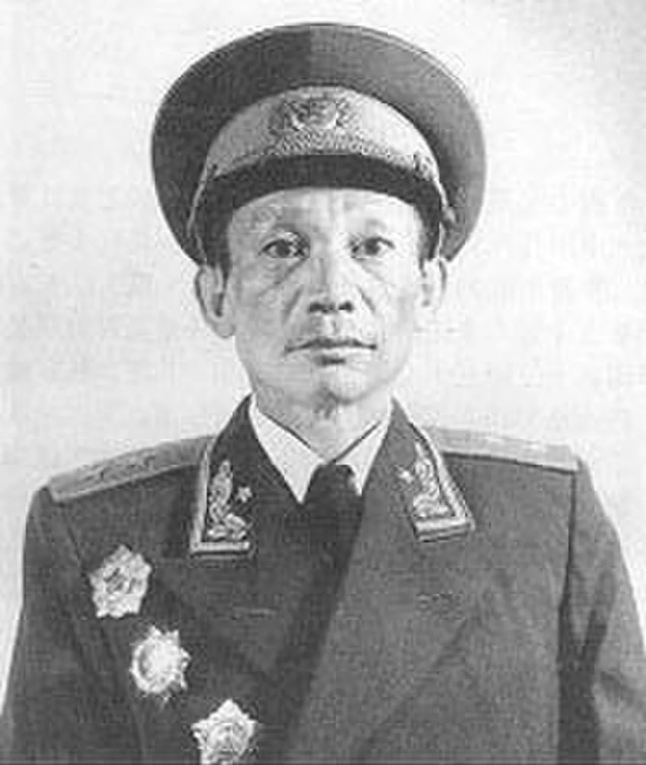 Portrait of Wu Xian'en (1907–1987) – memorial page