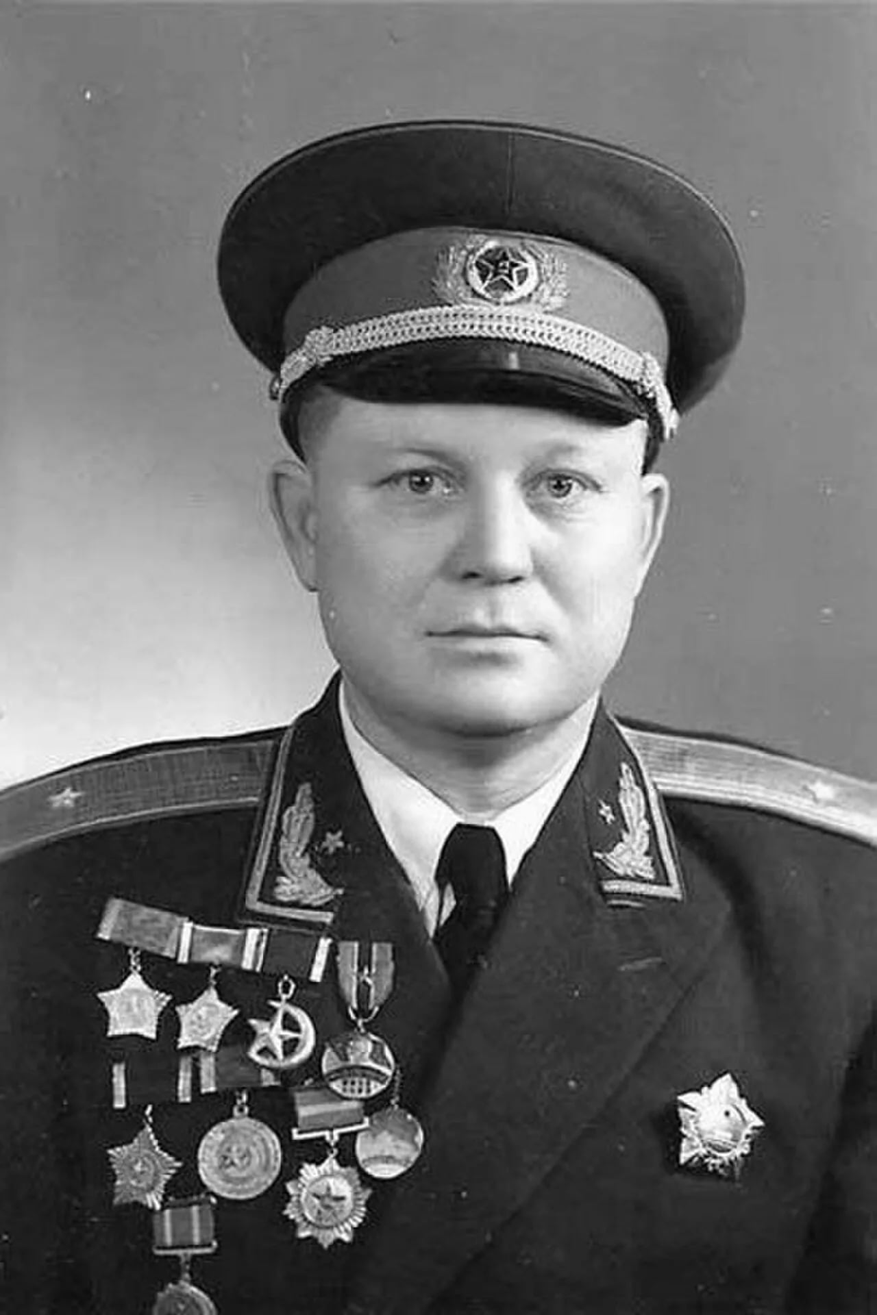 Portrait of Märgub Ischakow (1923–1992) – memorial page