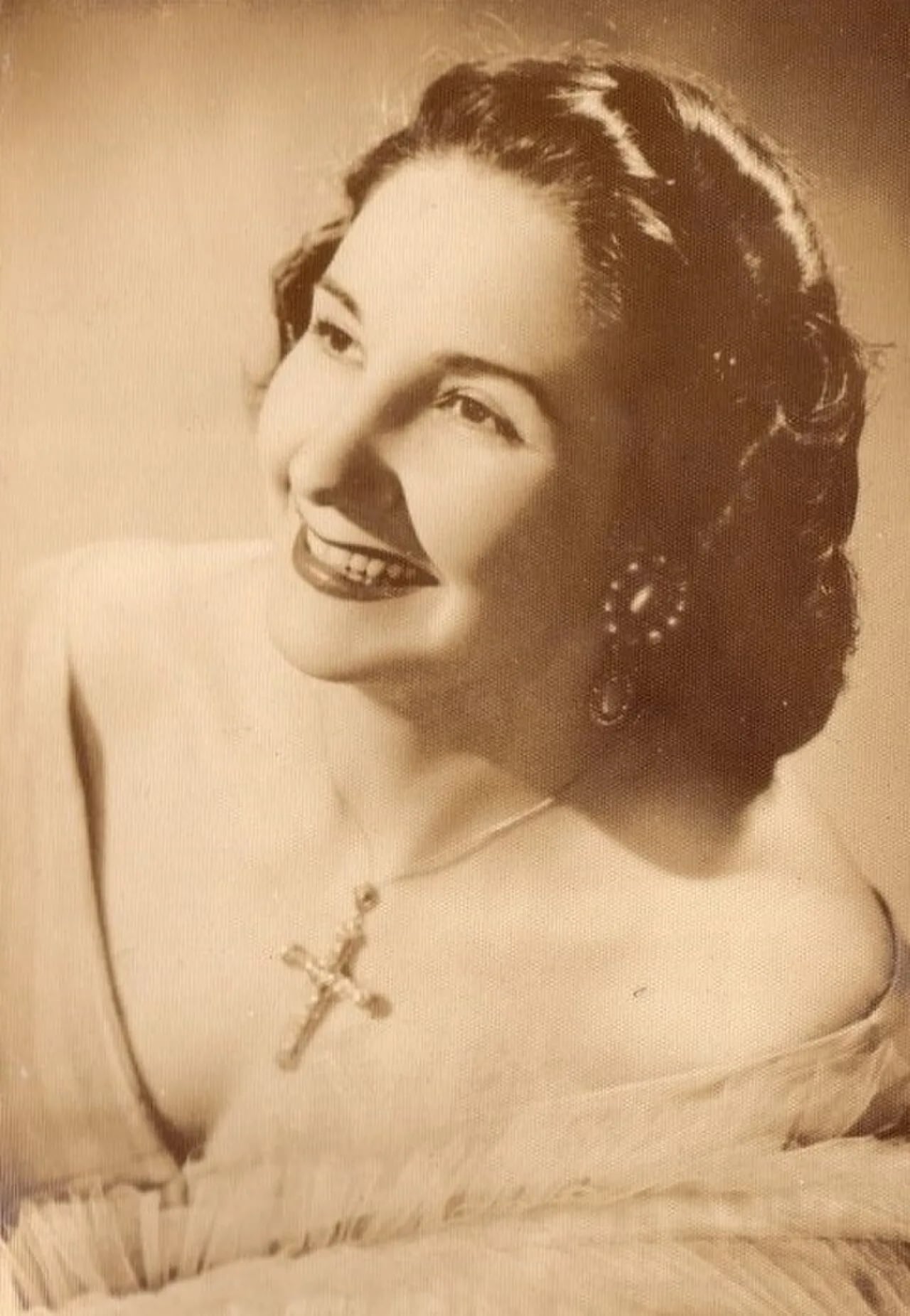 Portrait of Pepita Embil (1918–1994) – memorial page