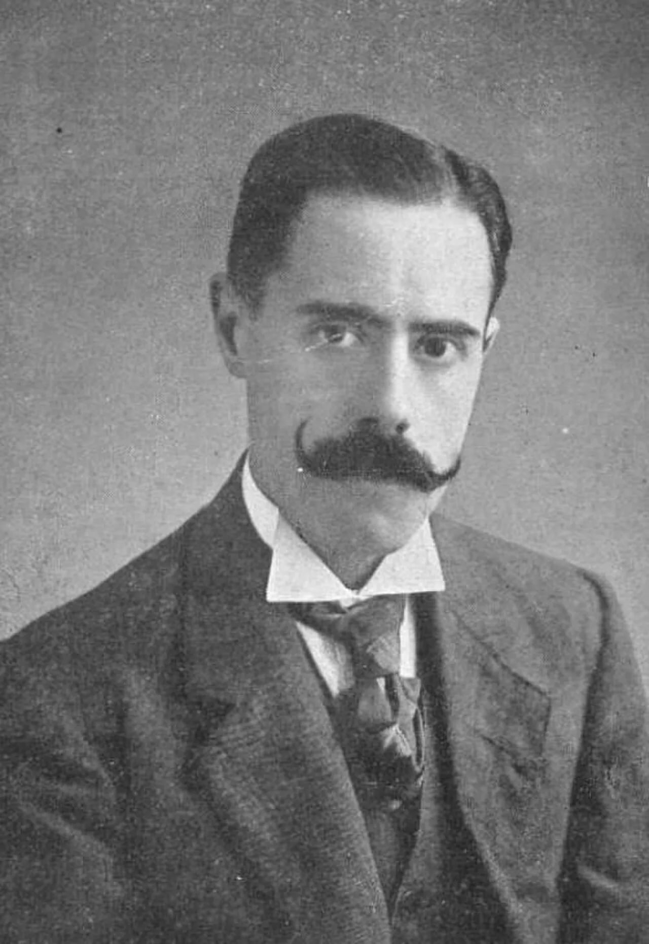 Porträt von Carlos Sarthou Carreres (1876–1971) – Gedenkseite