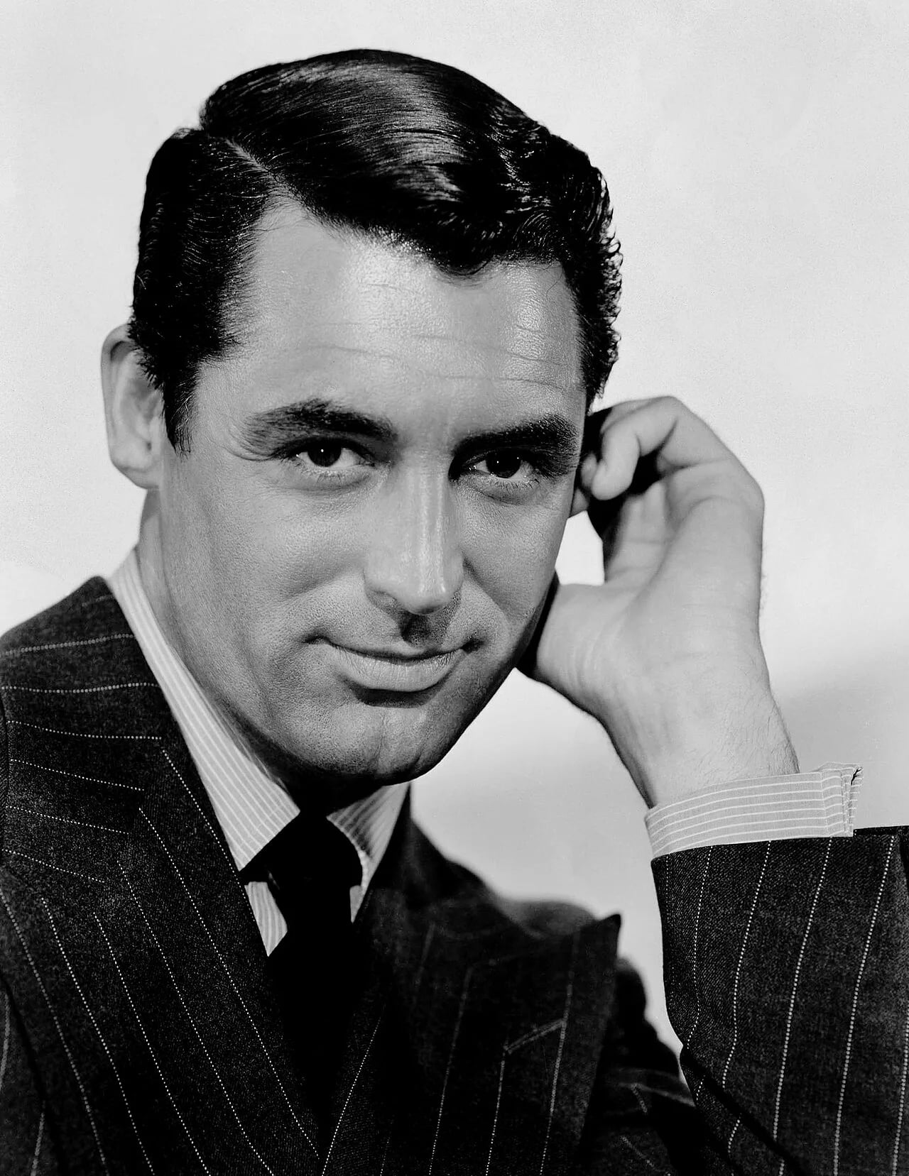 Portrait of Cary Grant (1904–1986) – memorial page