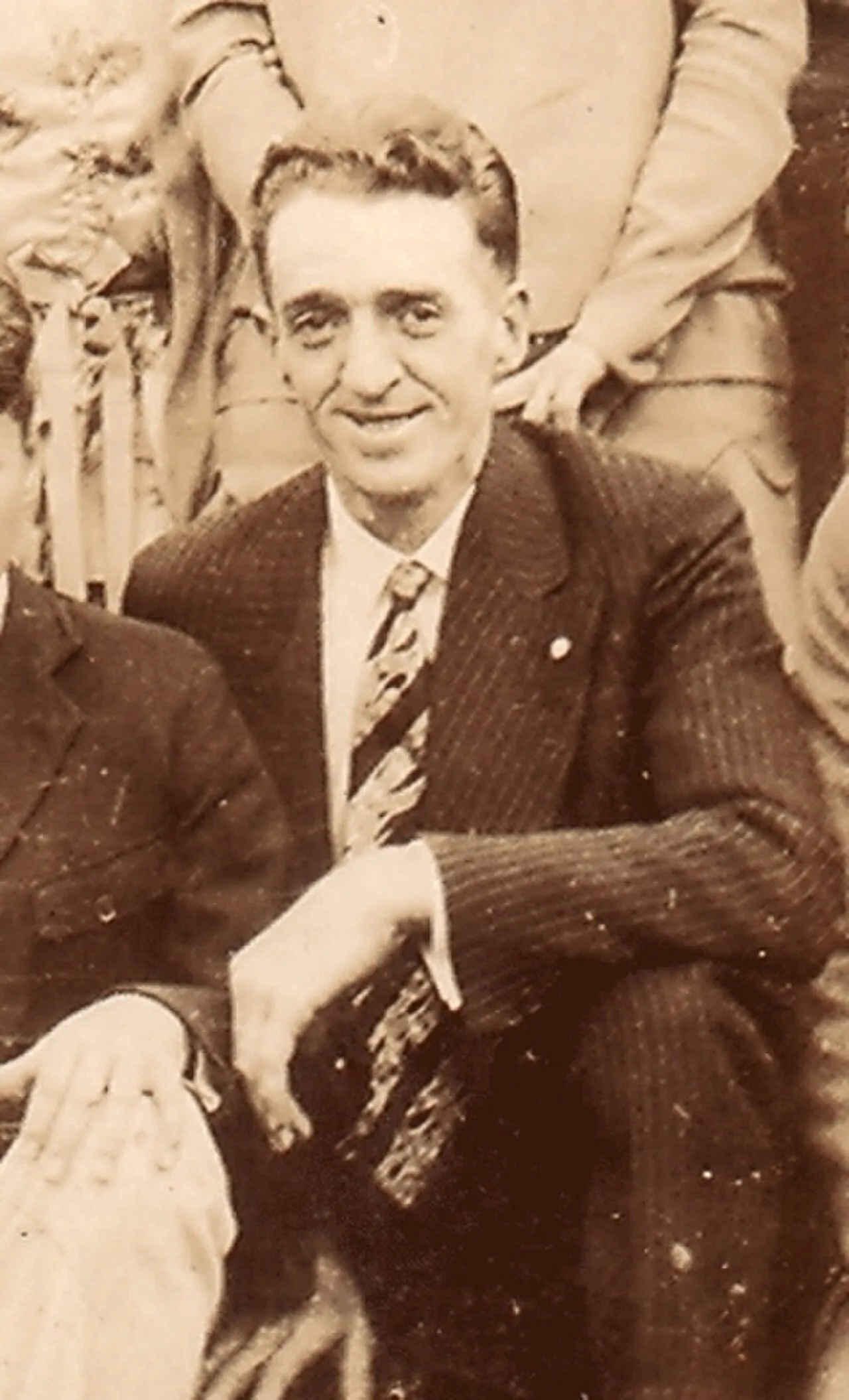 Porträt von Dewey Ernest Lattin (1898–1985) – Gedenkseite