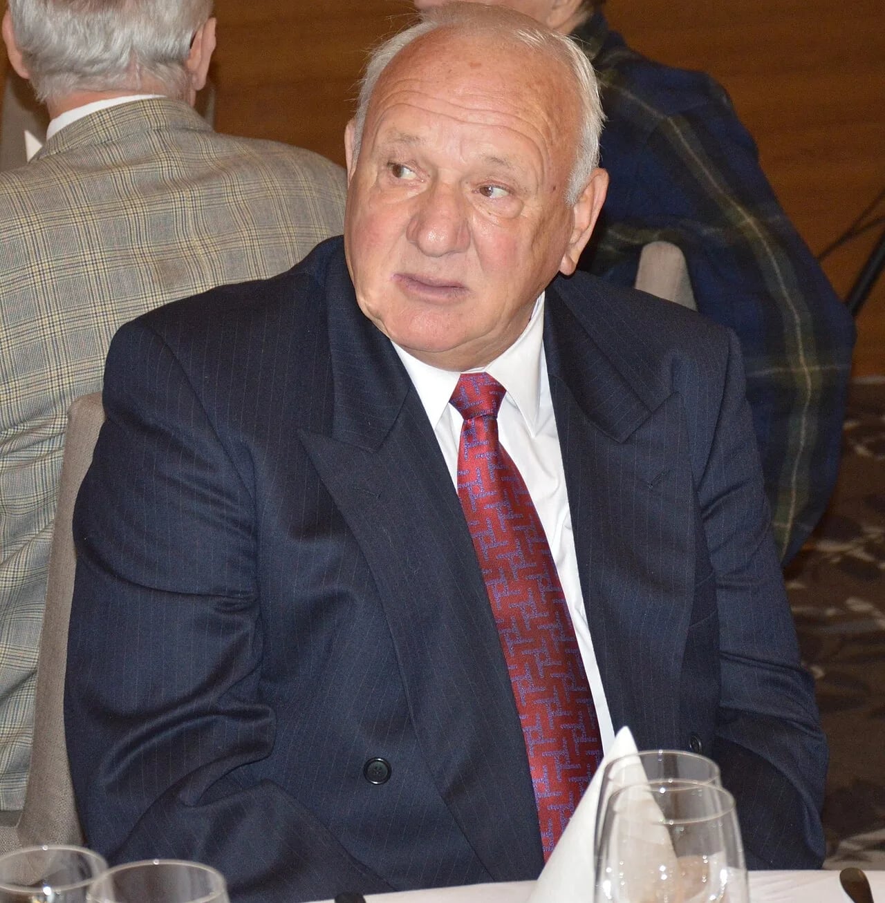 Porträt von Imre Komora (1940–2024) – Gedenkseite
