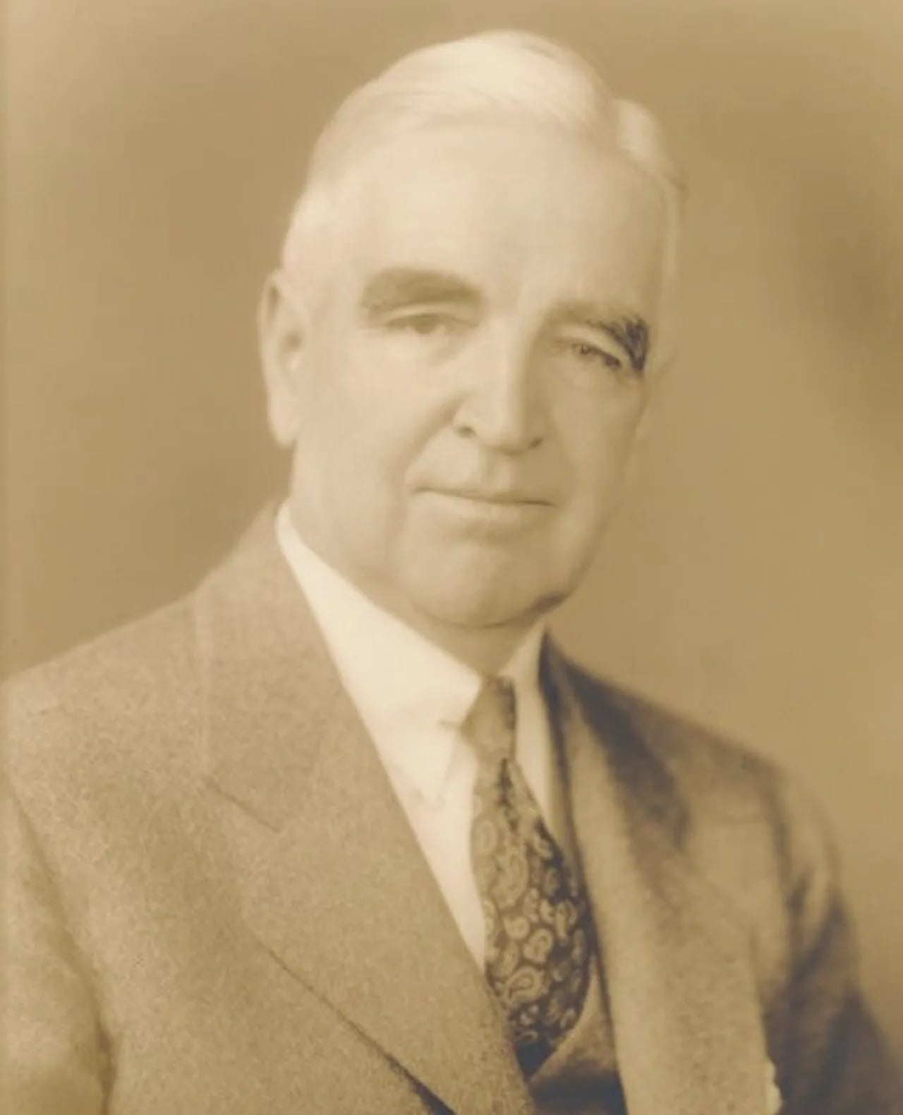 Porträt von Edgar A. Sharp (1876–1948) – Gedenkseite