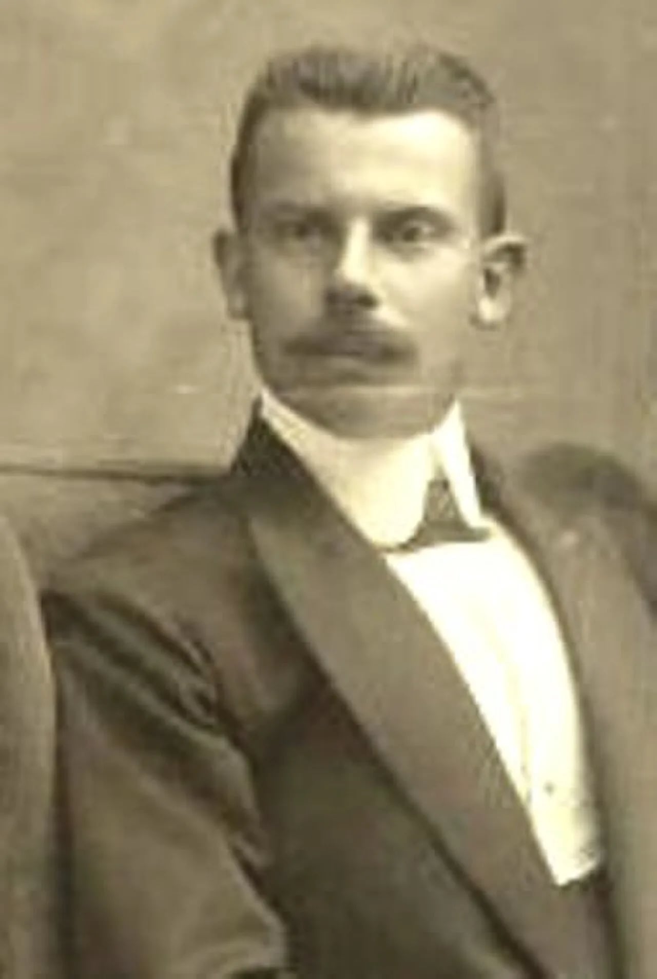 Porträt von Franjo Hanaman (1878–1941) – Gedenkseite