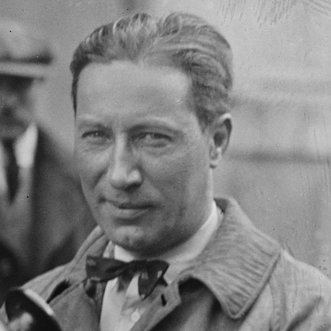 Porträt von Gérard de Courcelles (1889–1927) – Gedenkseite