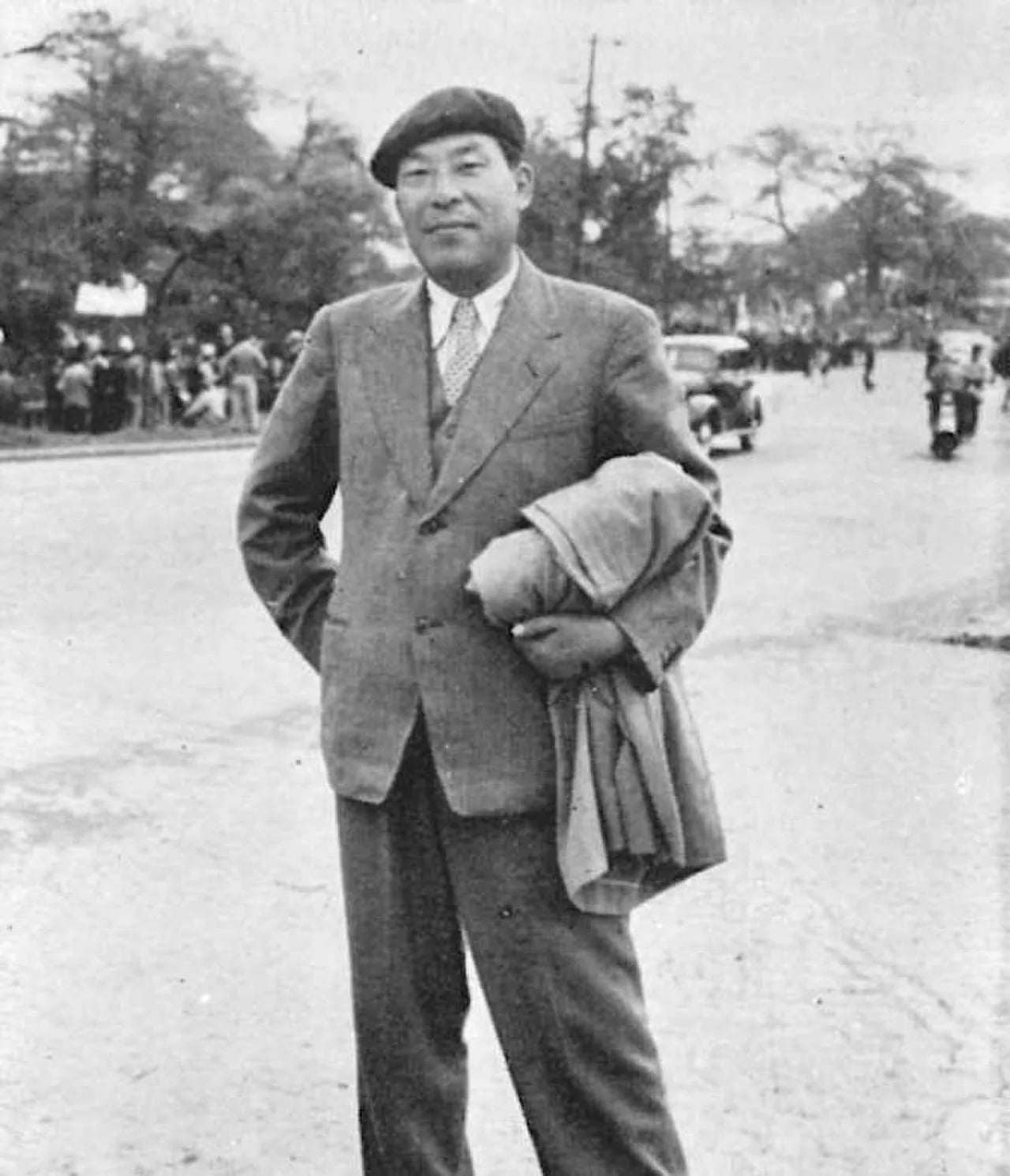Portrait of Ishikawa Tatsuzō (1905–1985) – memorial page