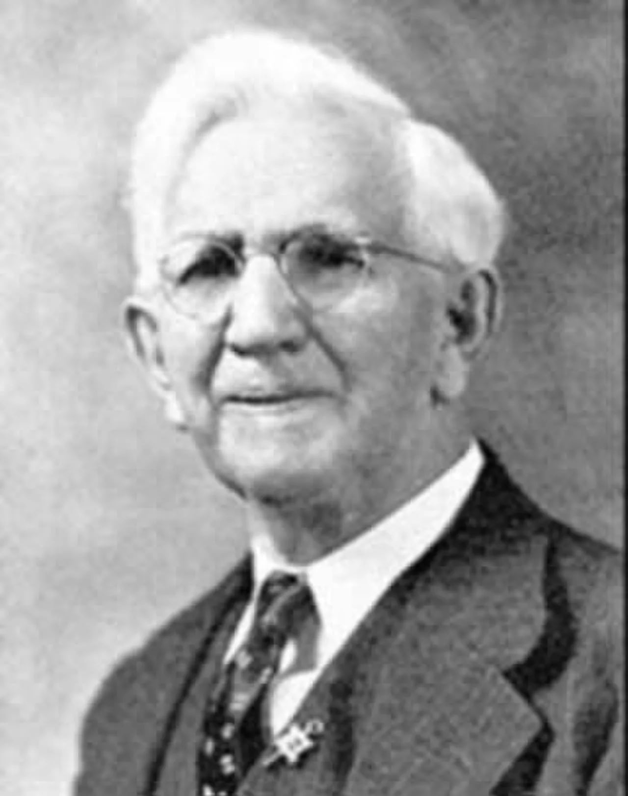 Portrait of Benjamin Finkel (1865–1947) – memorial page