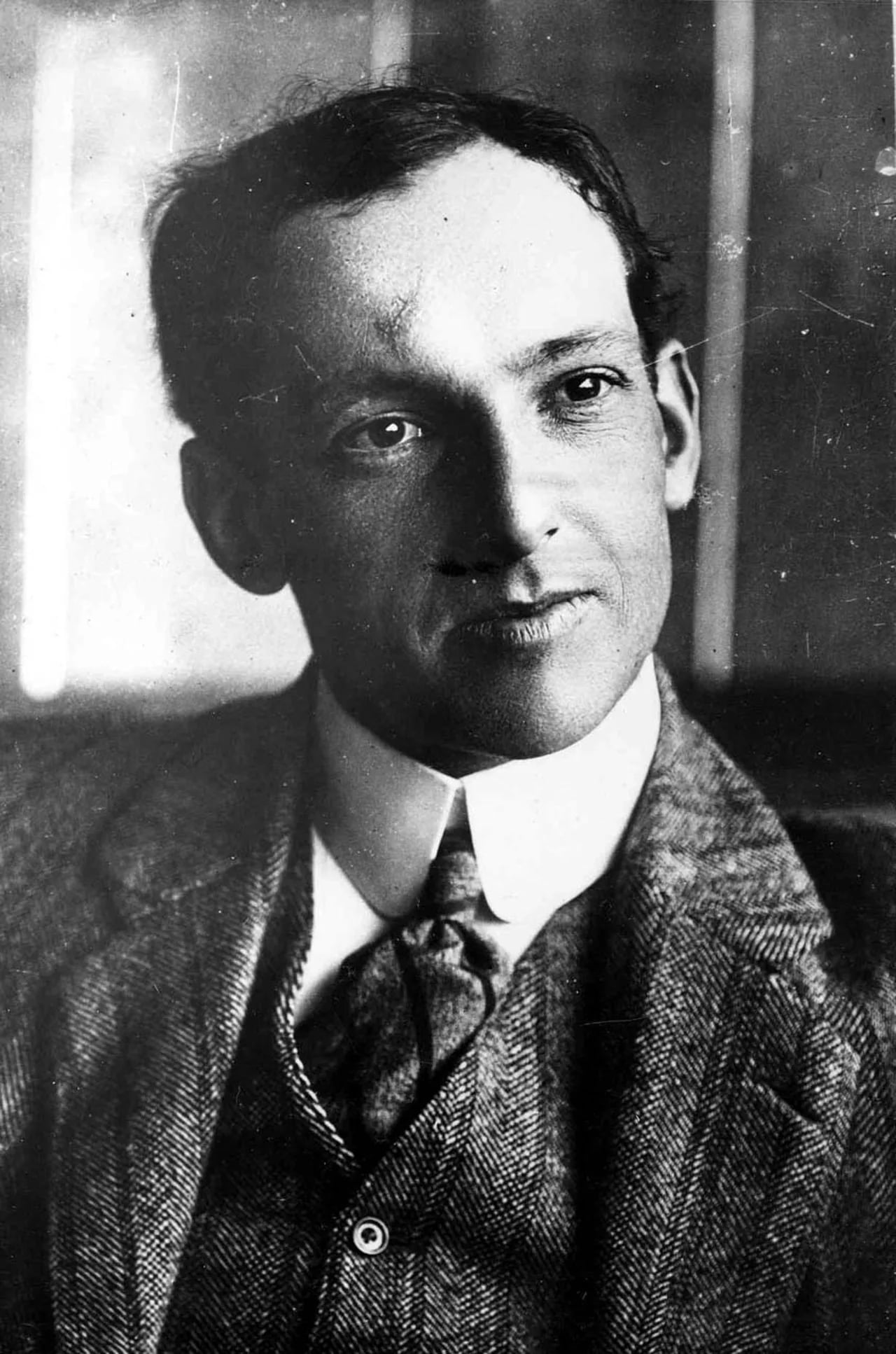 Porträt von Hubert Latham (1883–1912) – Gedenkseite