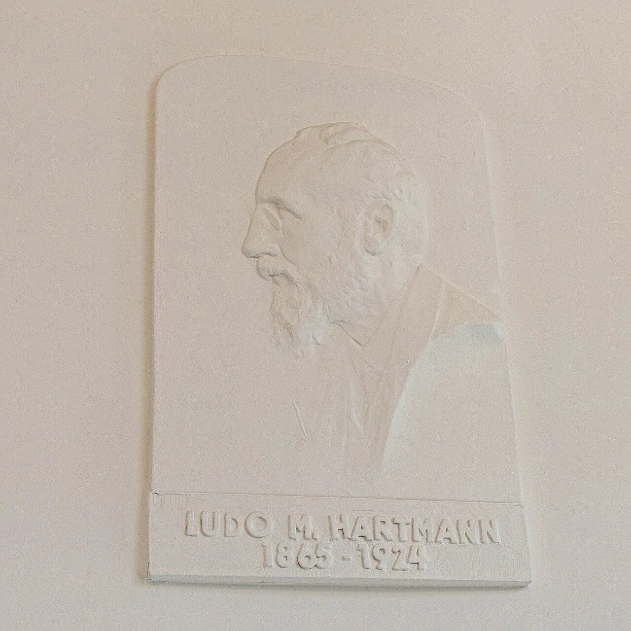 Portrait of Ludo Moritz Hartmann (1865–1924) – memorial page