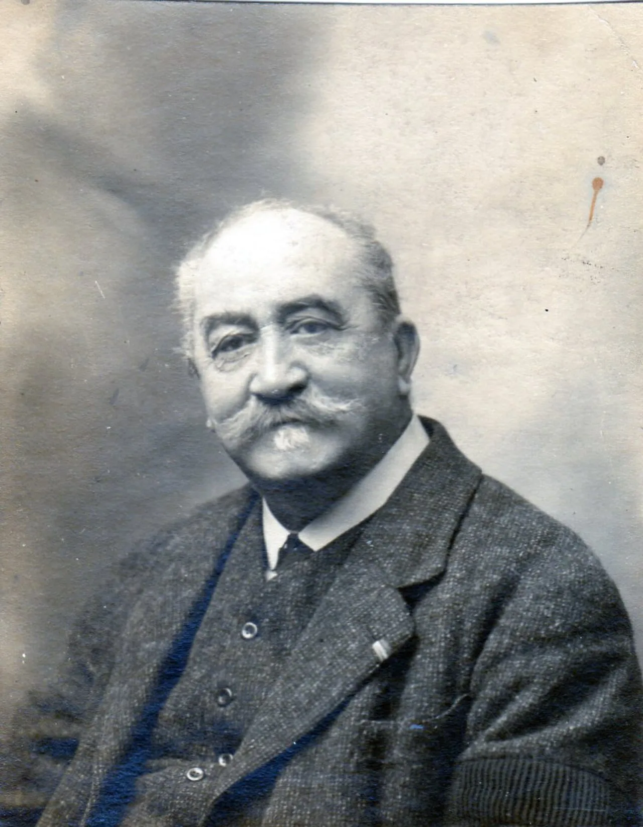 Porträt von Émile Maillard (1846–1926) – Gedenkseite
