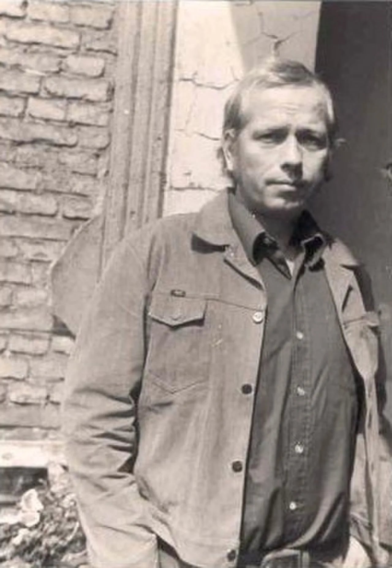 Portrait of Nicolas Born (1937–1979) – memorial page