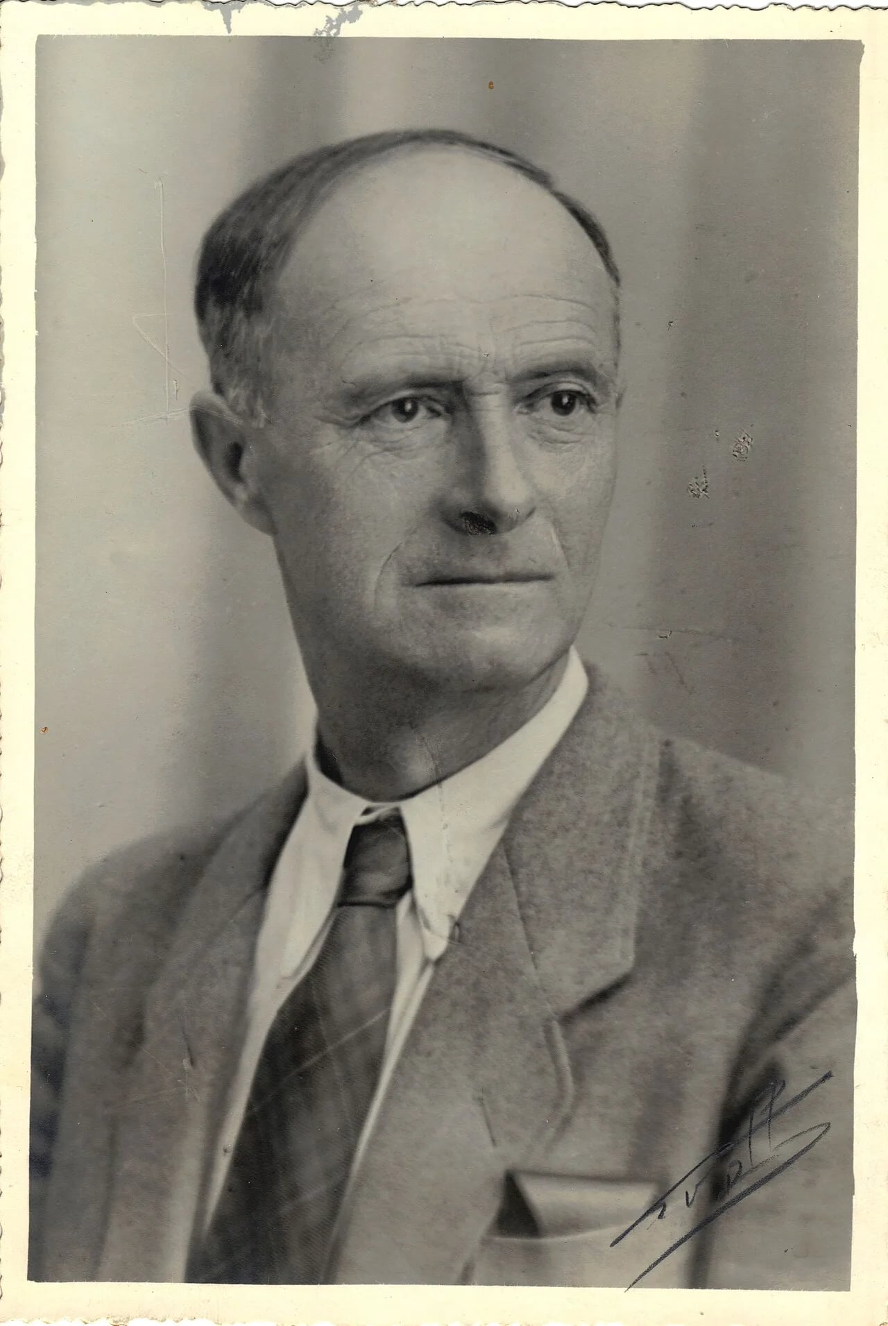 Portrait of Jean Simon (1891–1972) – memorial page