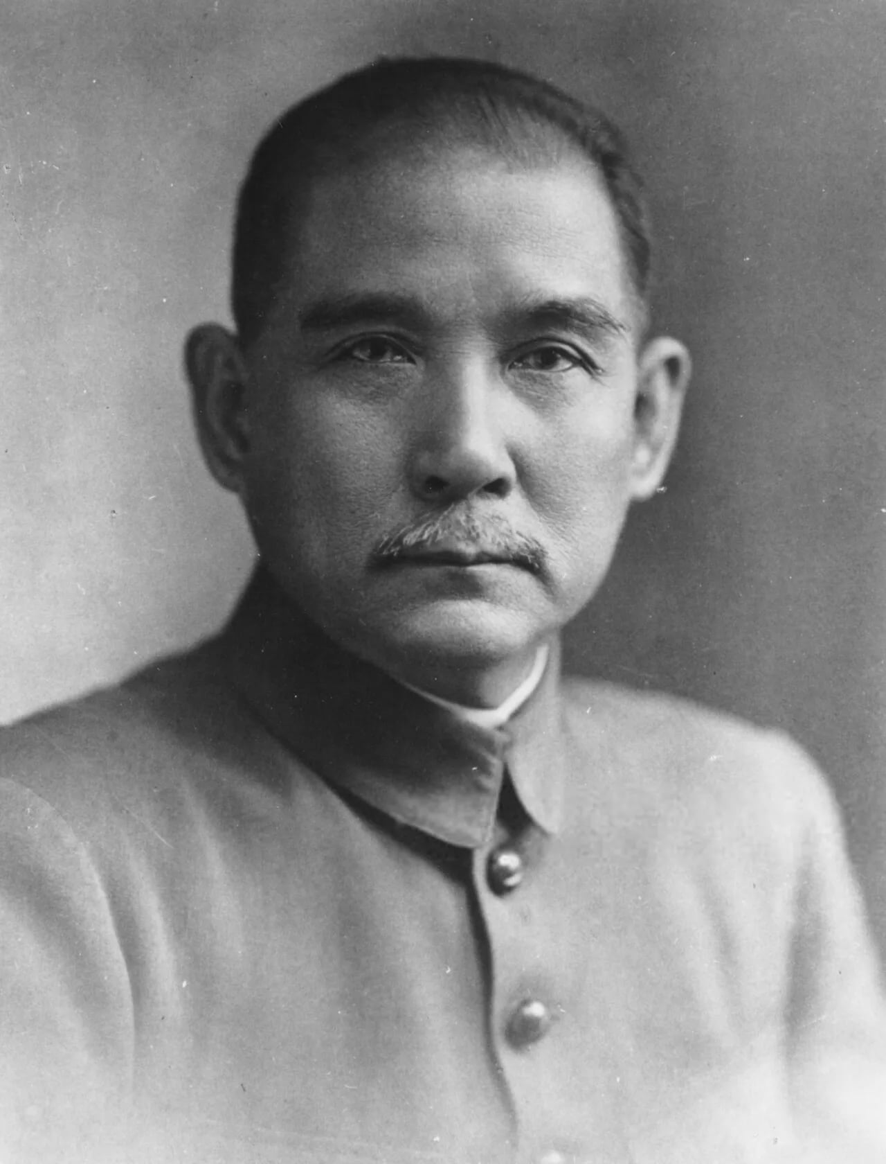 Portrait of Sun Yat-sen (1866–1925) – memorial page
