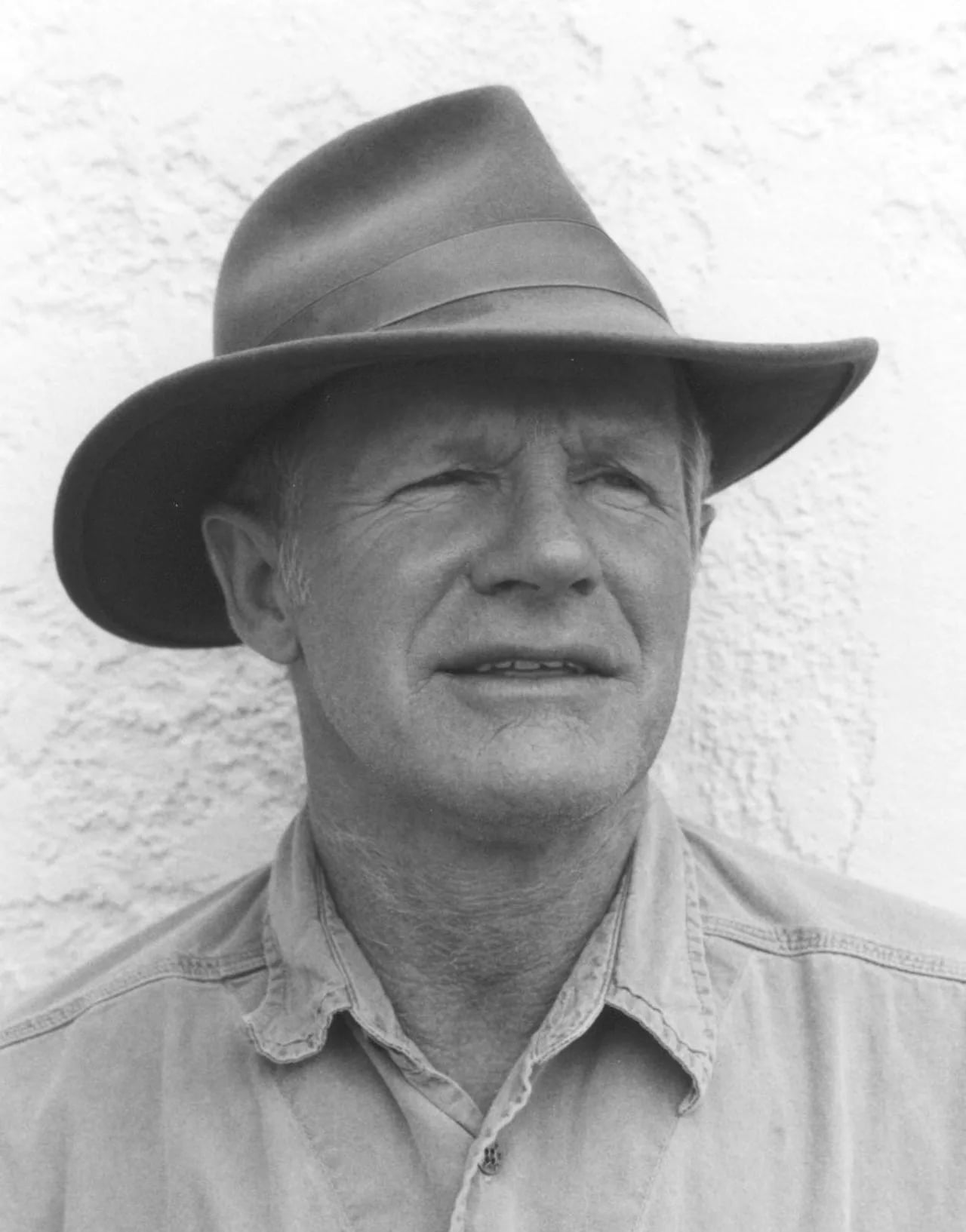 Porträt von M. H. Salmon (1945–2019) – Gedenkseite