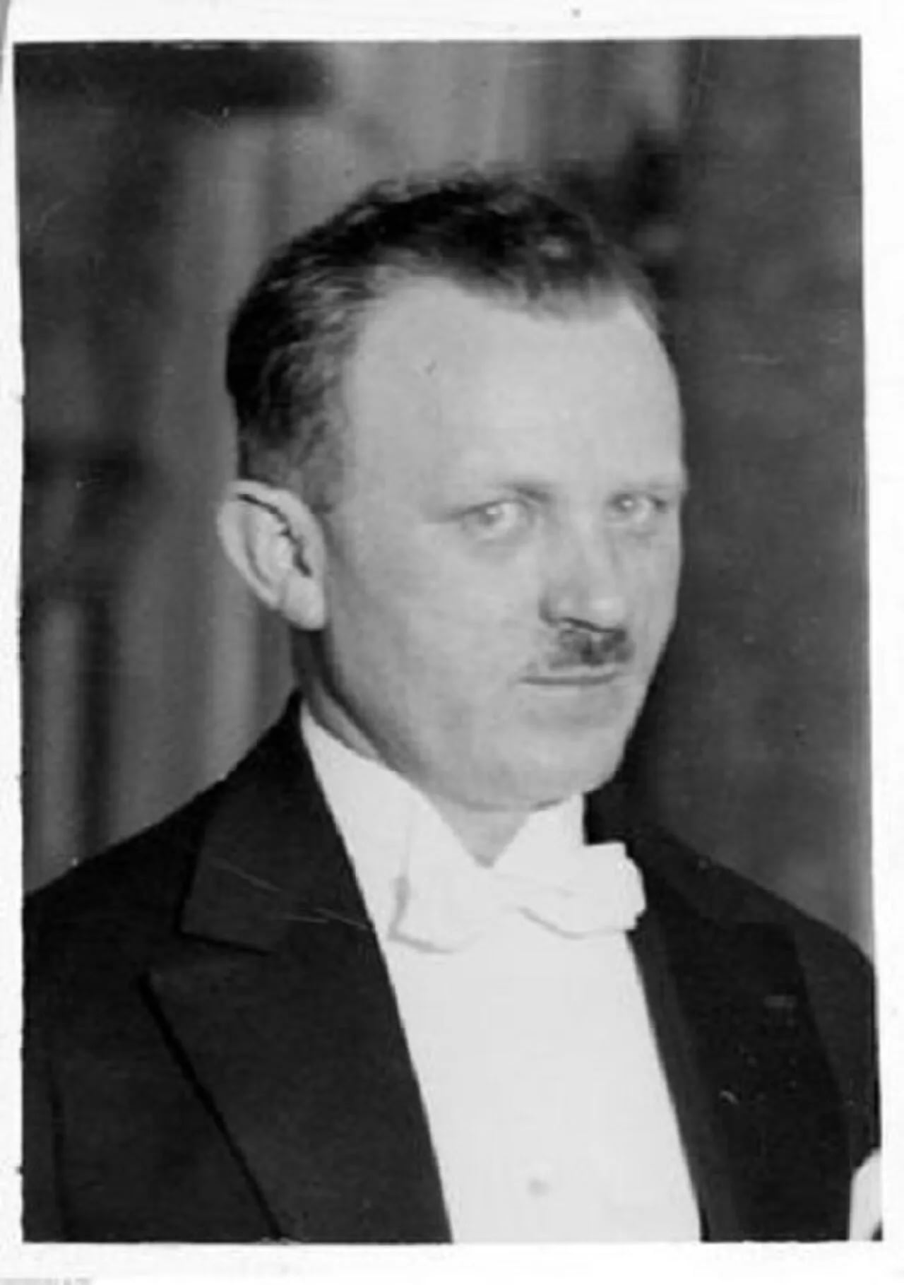 Porträt von Edward Idzikowski (1894–1944) – Gedenkseite