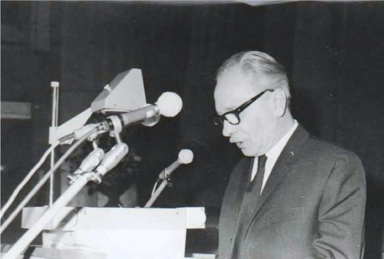 Portrait of Béla Krekó (1915–1994) – memorial page