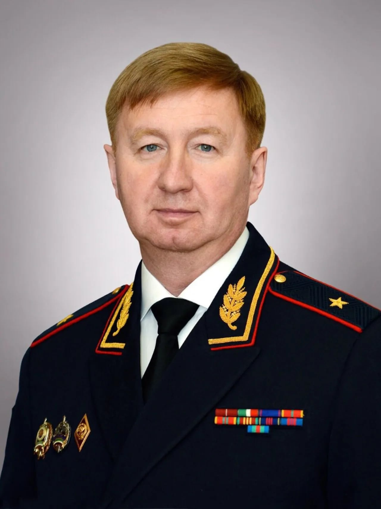 Porträt von Damir Dinniulof (1962–2021) – Gedenkseite