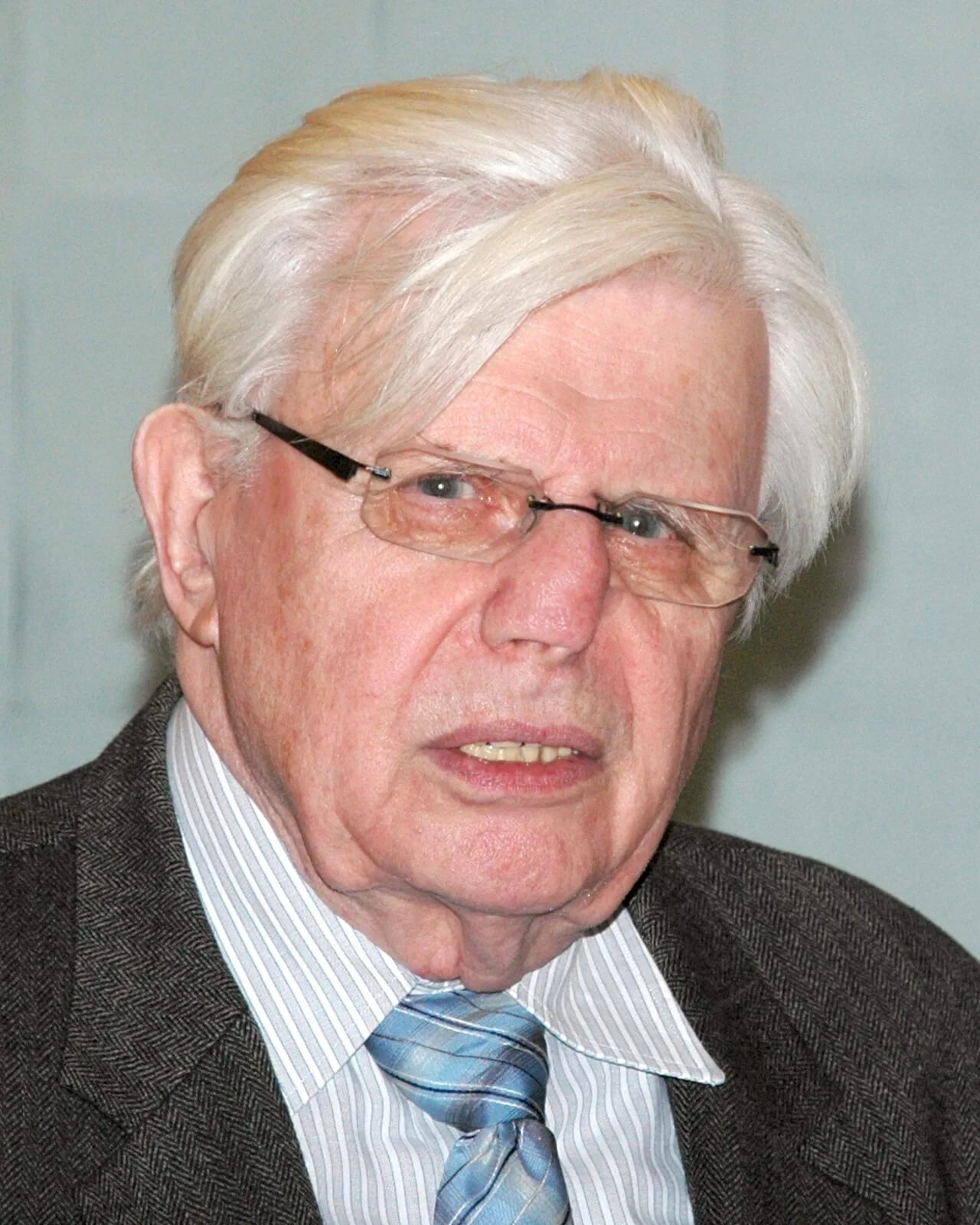 Portrait of Petr Spielmann (1932–2020) – memorial page