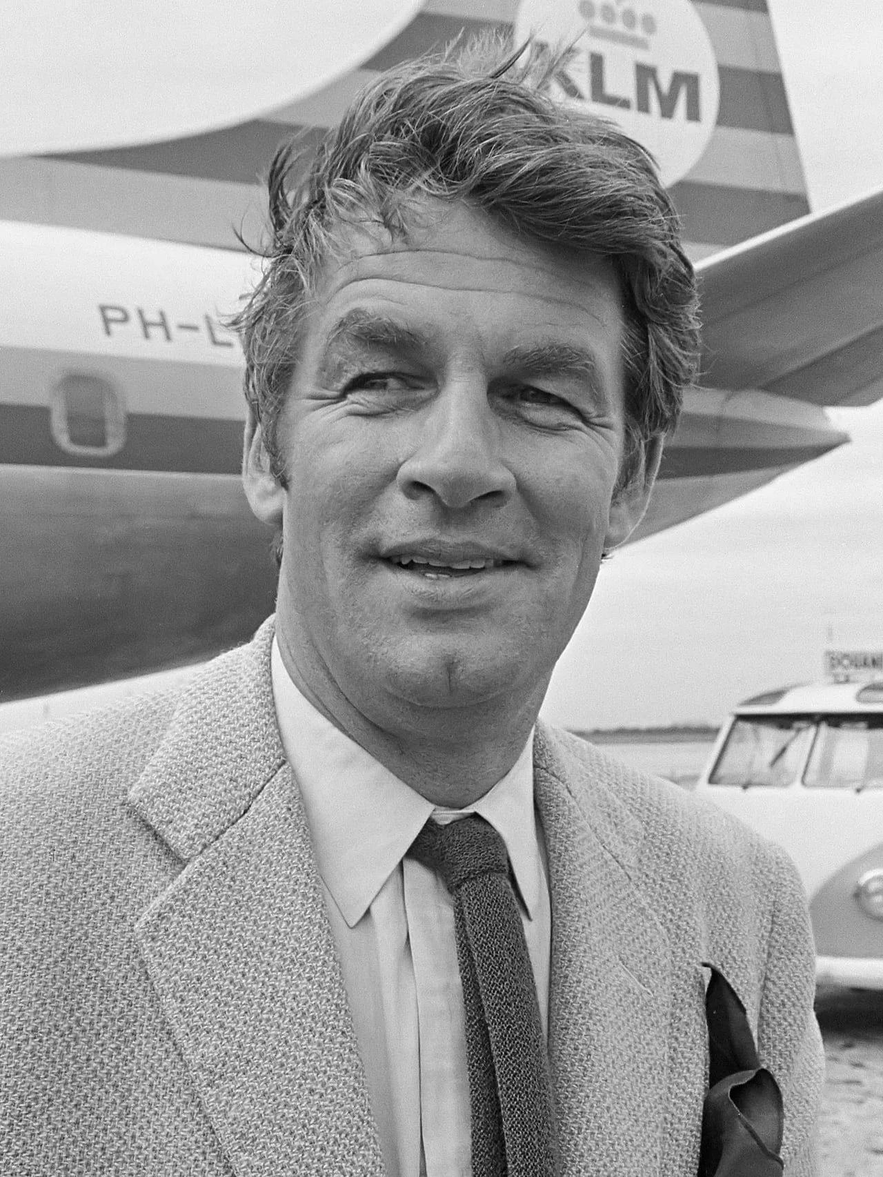Portrait of Bill Travers (1922–1994) – memorial page