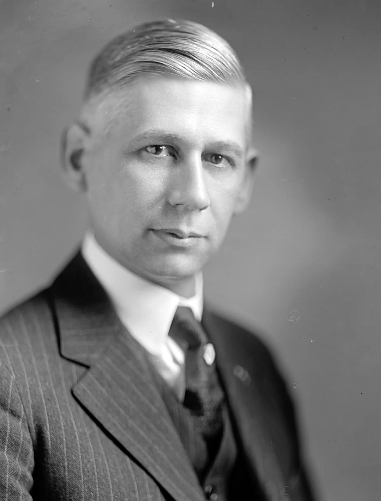 Portrait of Bird J. Vincent (1880–1931) – memorial page
