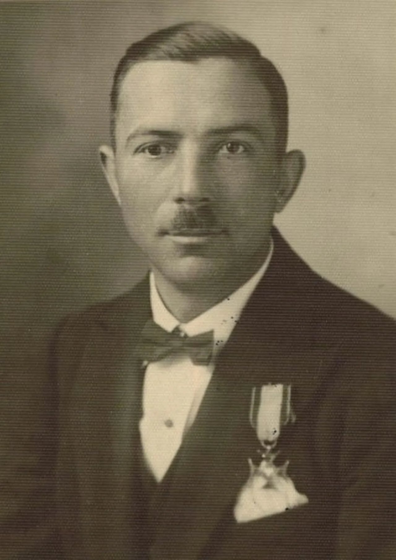 Portrait of Władysław Filipiak (1898–1945) – memorial page